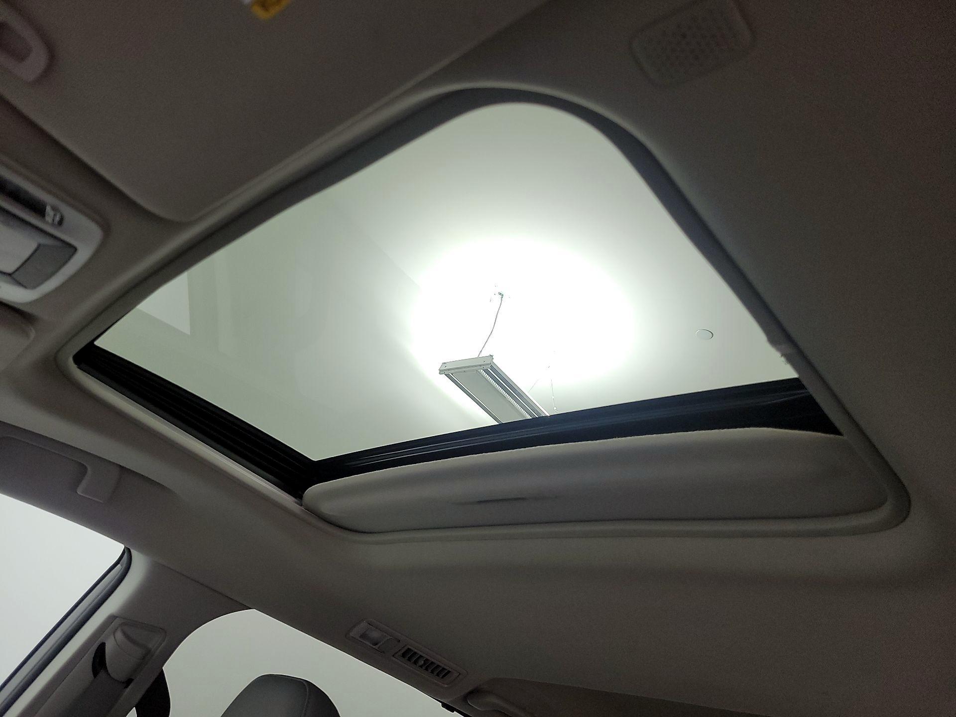 Thumbnail: 2022 Toyota Sienna - 19