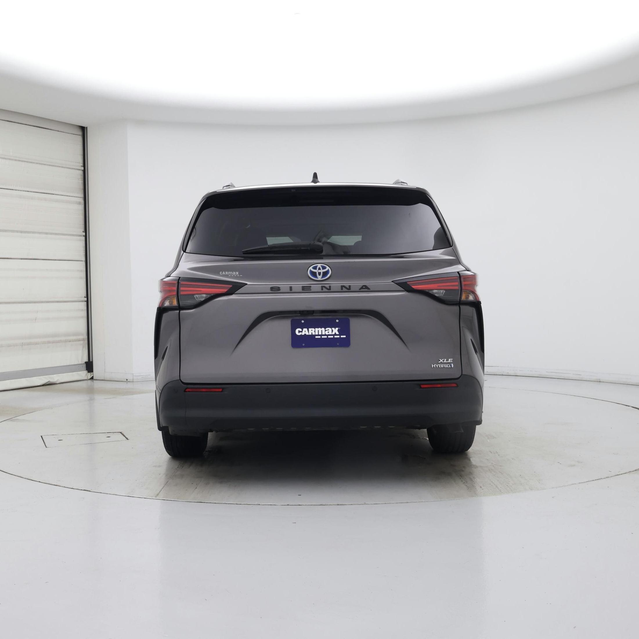 Thumbnail: 2022 Toyota Sienna - 6