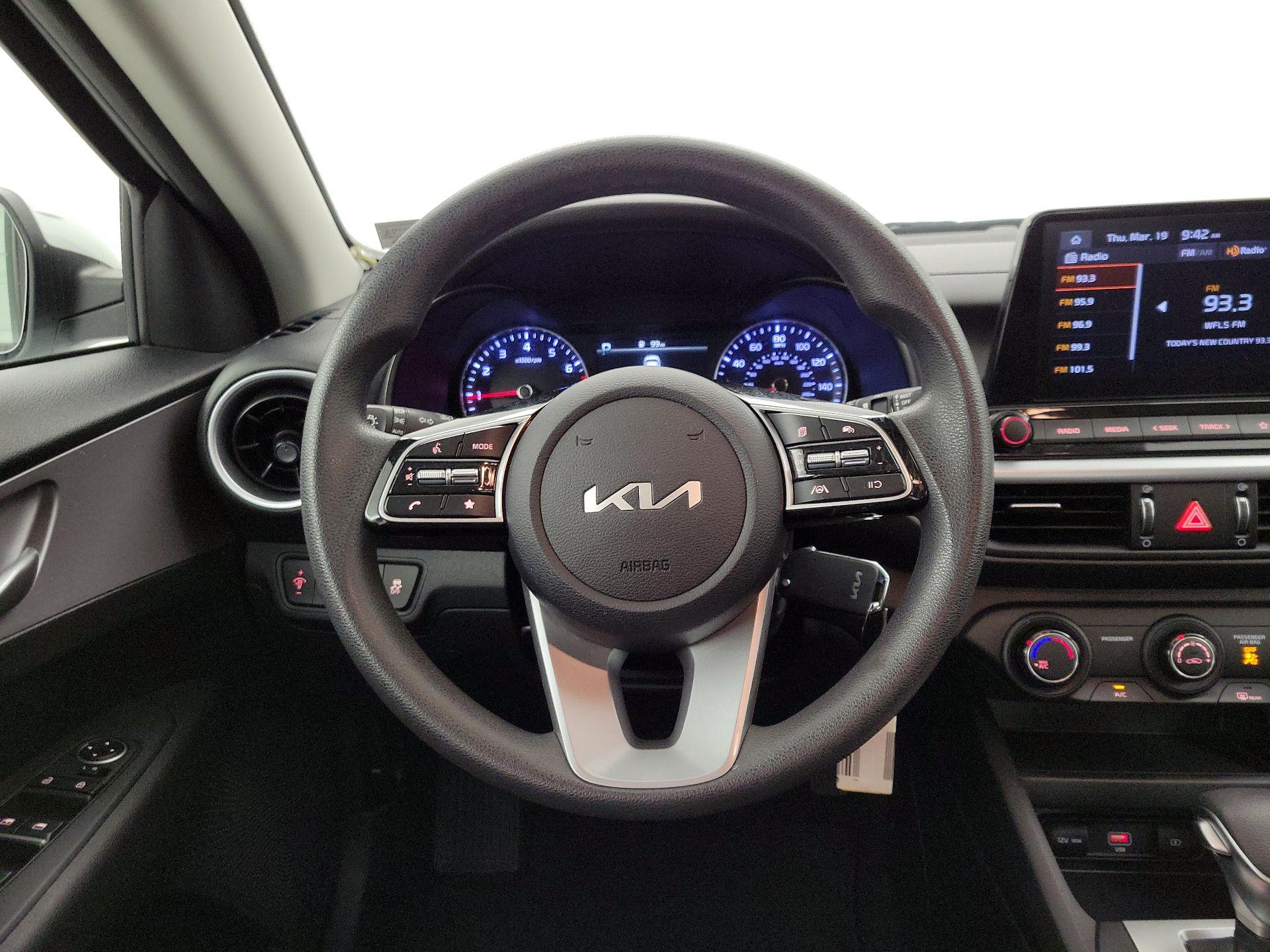 Thumbnail: 2024 Kia Forte - 10