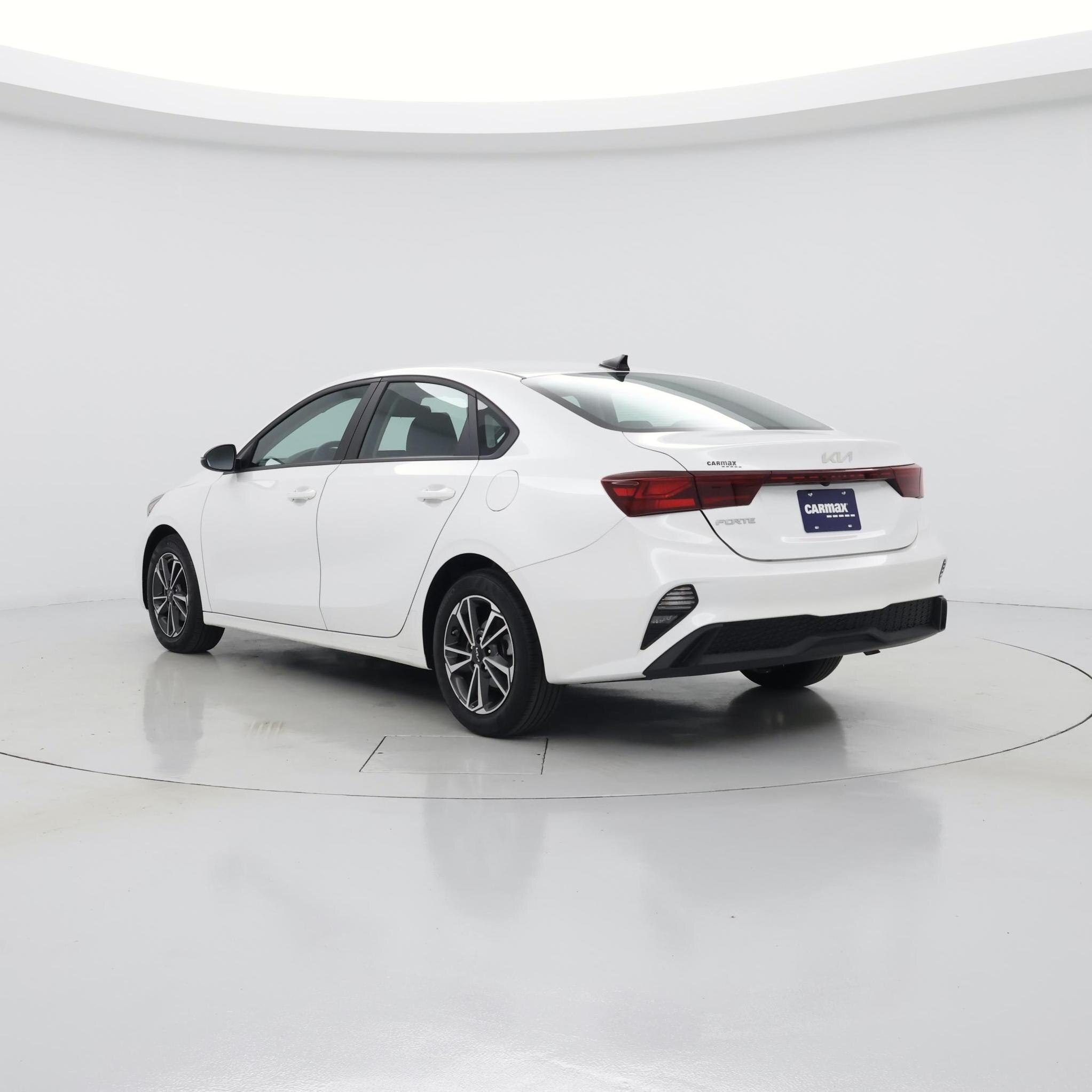 Thumbnail: 2024 Kia Forte - 2