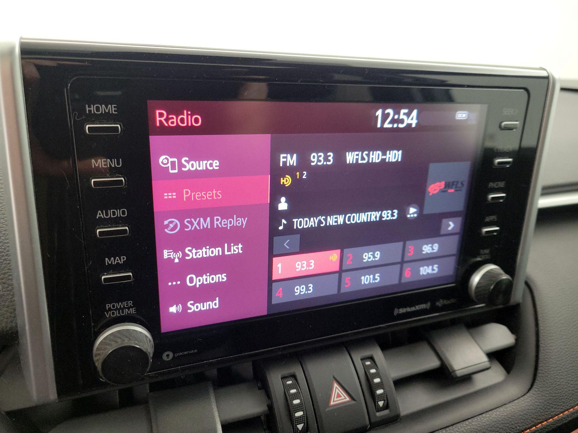 Thumbnail: 2019 Toyota RAV4 - 15