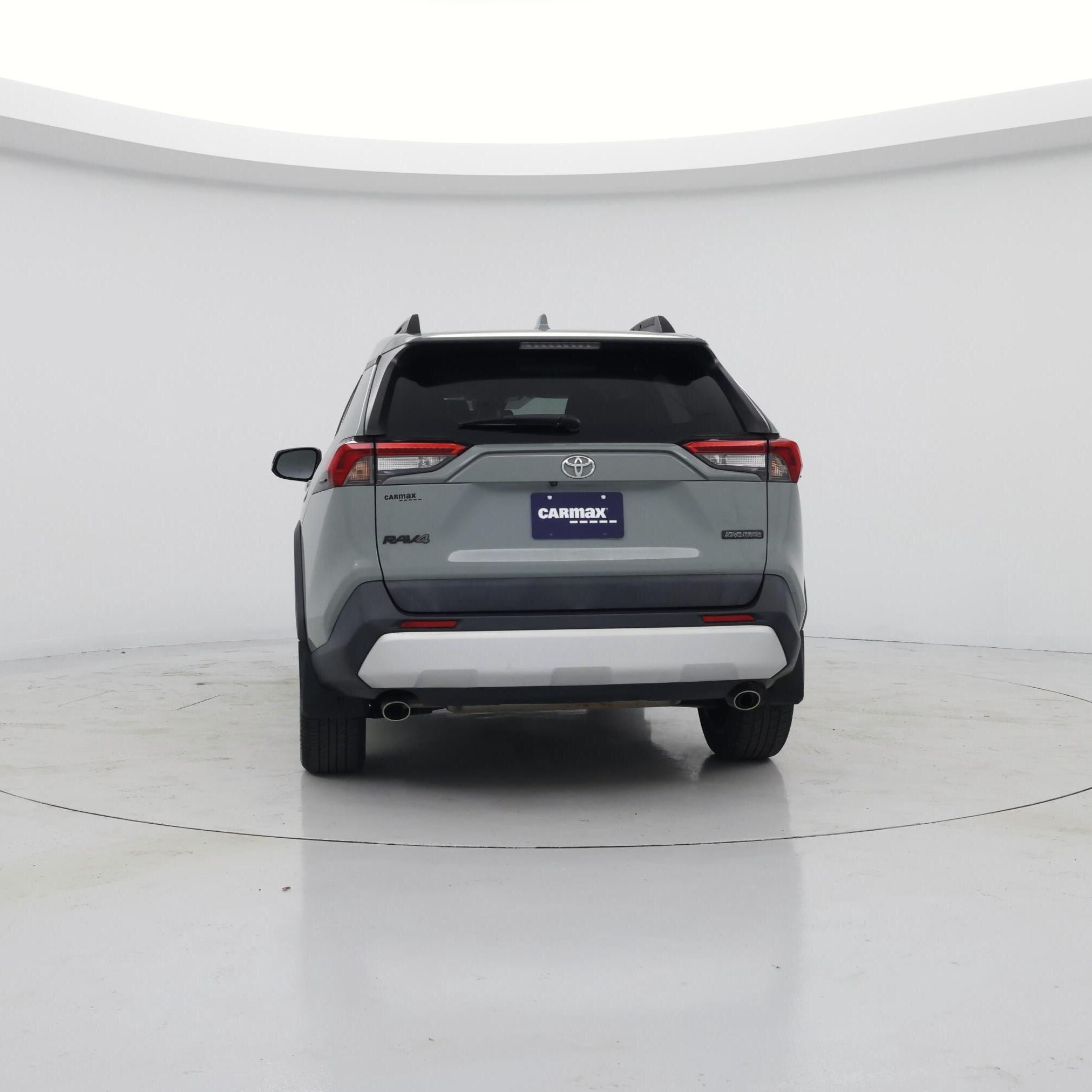 Thumbnail: 2019 Toyota RAV4 - 6