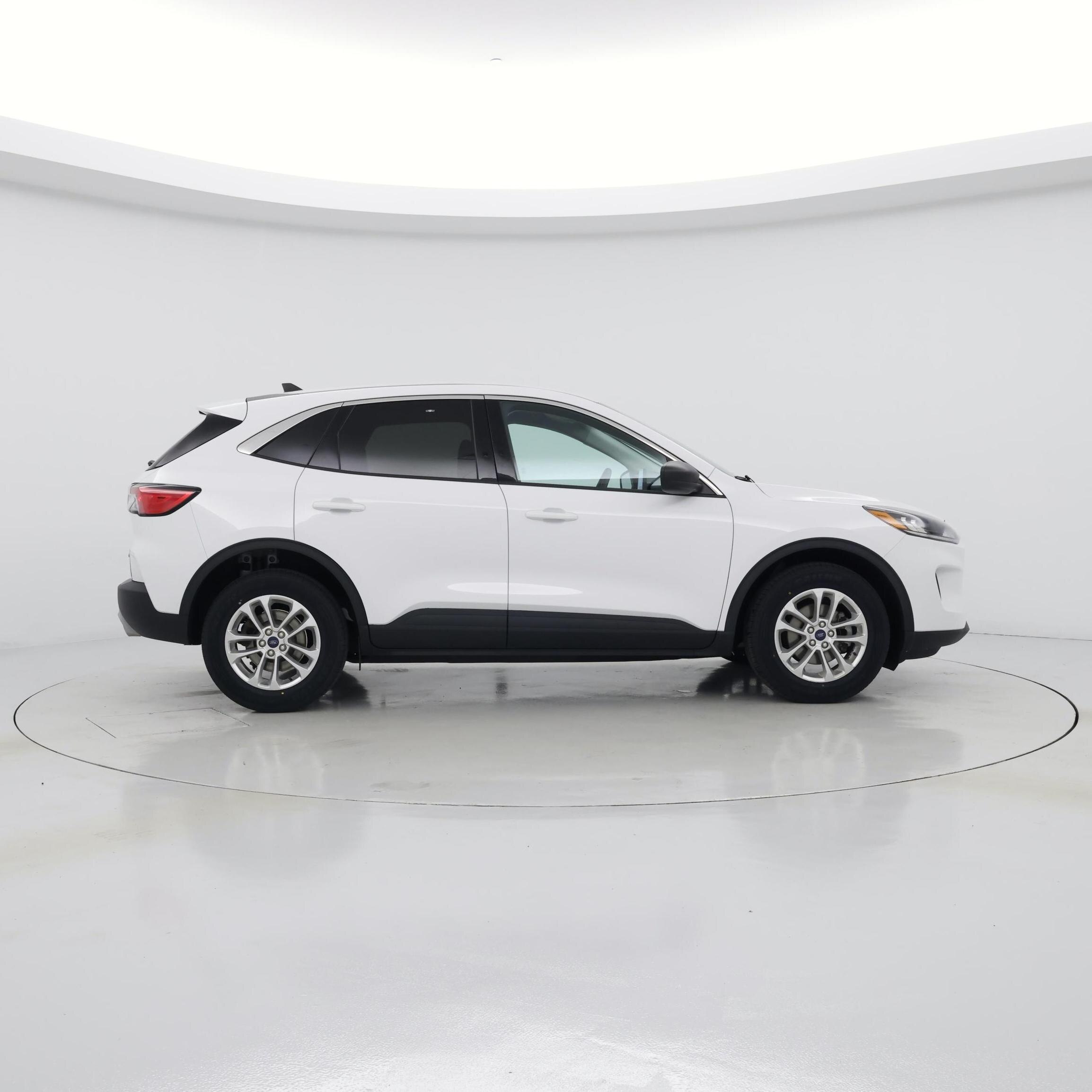 Thumbnail: 2022 Ford Escape - 7