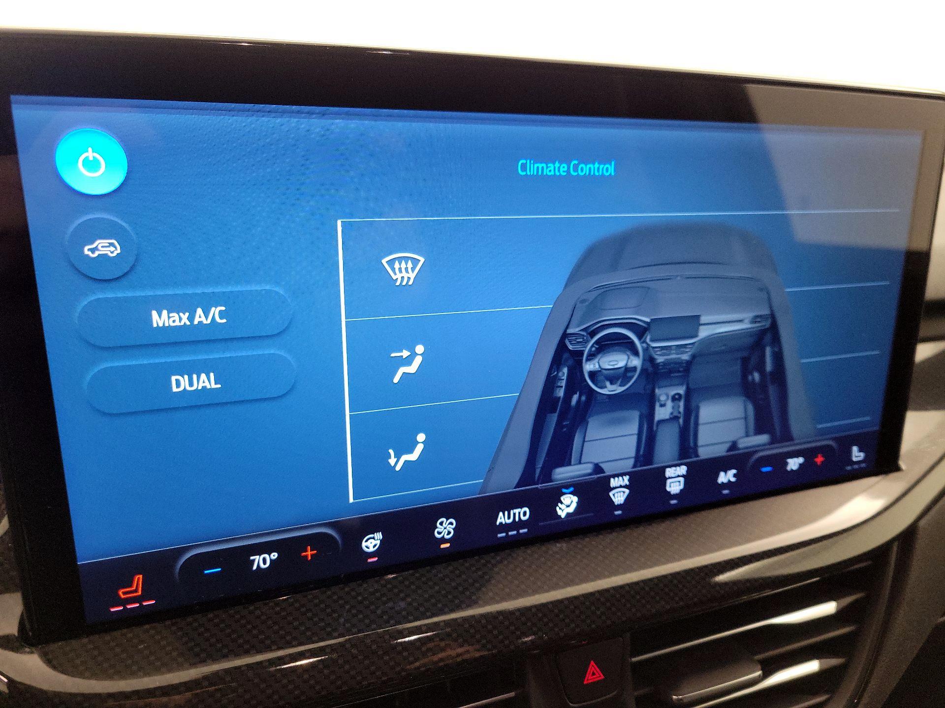 Thumbnail: 2023 Ford Escape - 17