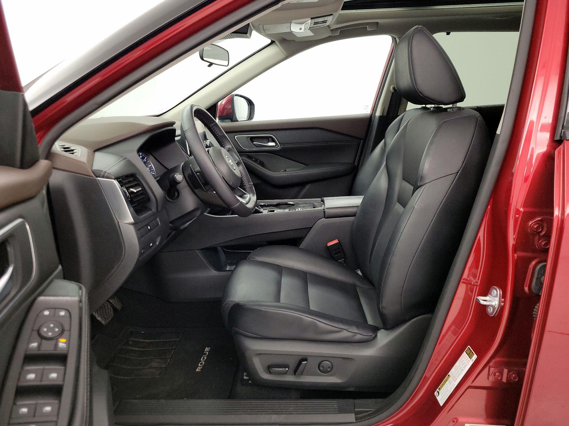 Thumbnail: 2021 Nissan Rogue - 11