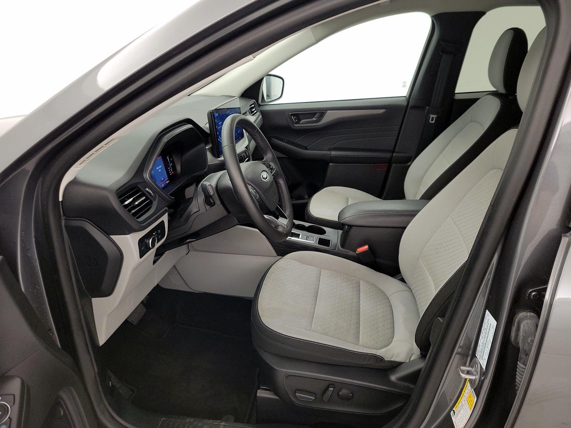 Thumbnail: 2023 Ford Escape - 11