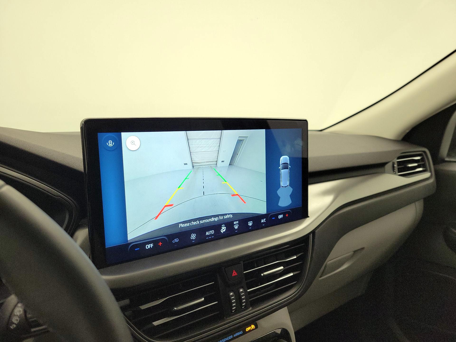 Thumbnail: 2023 Ford Escape - 15