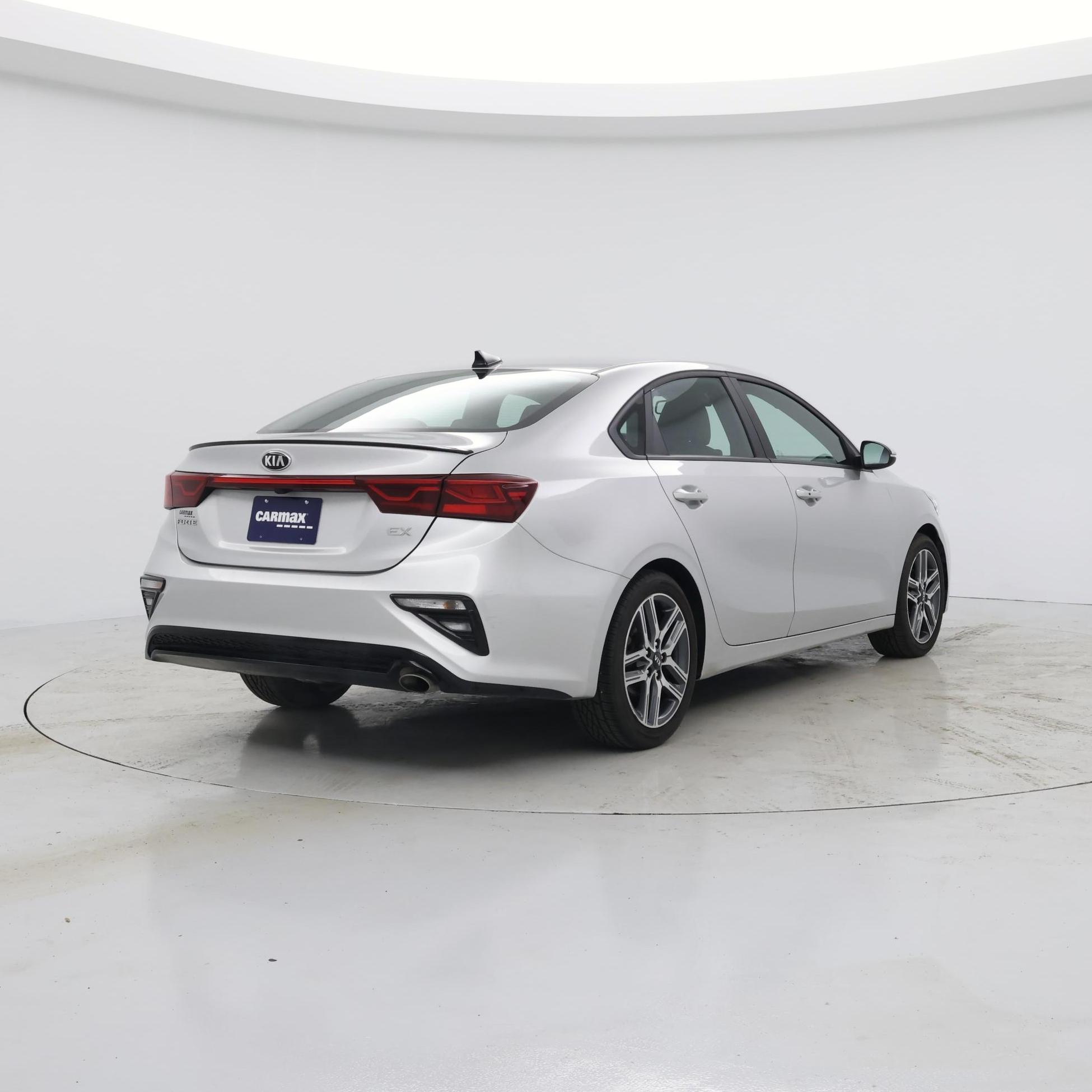 Thumbnail: 2020 Kia Forte - 8