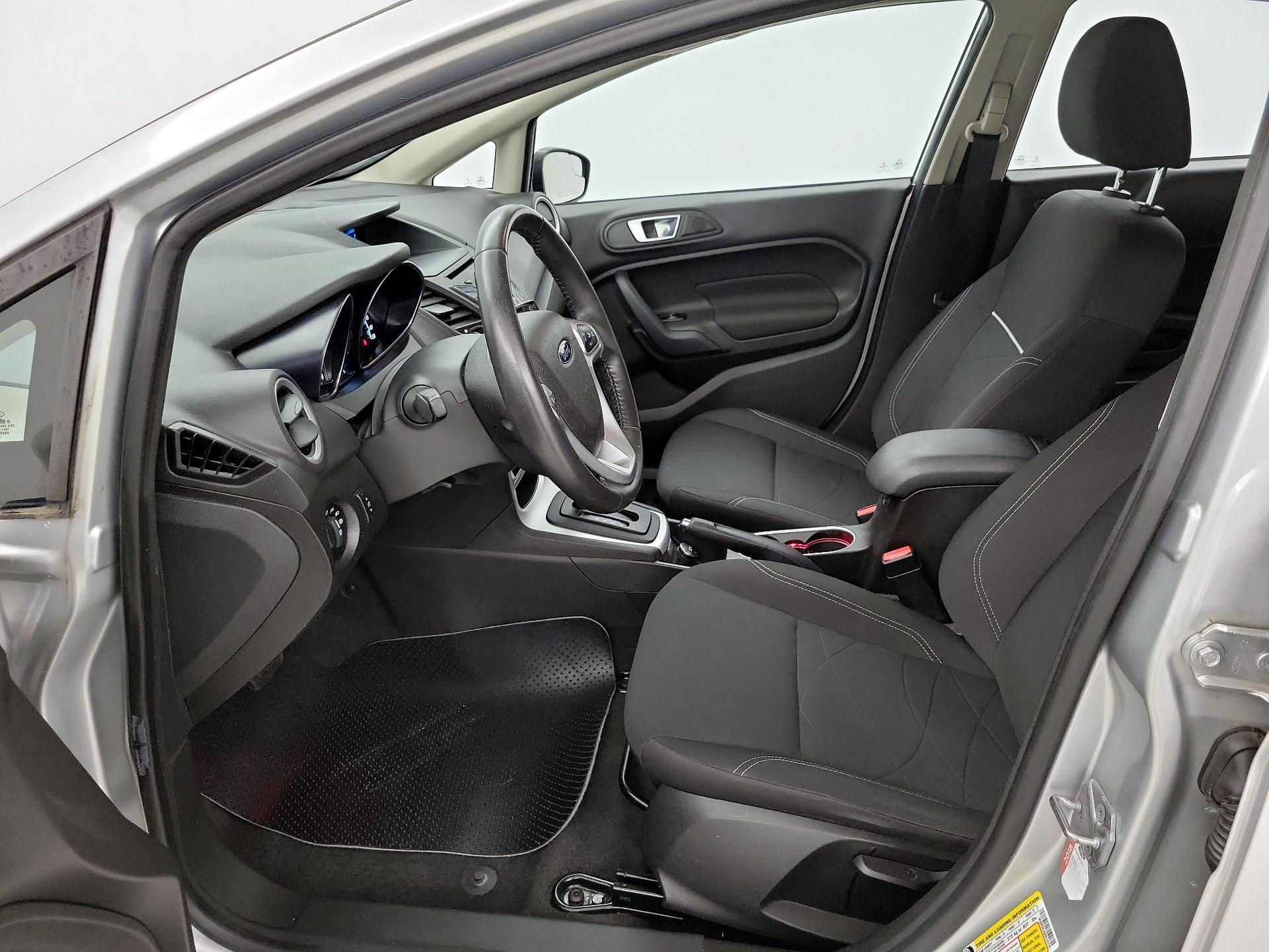 Thumbnail: 2014 Ford Fiesta - 11