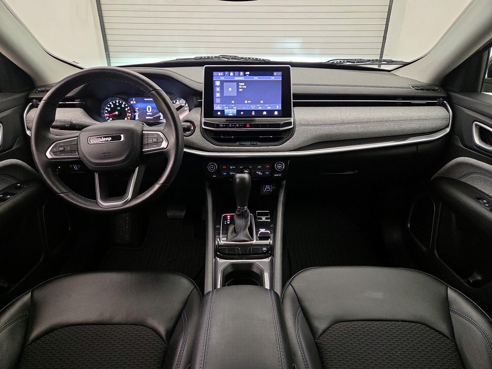 Thumbnail: 2022 Jeep Compass - 9