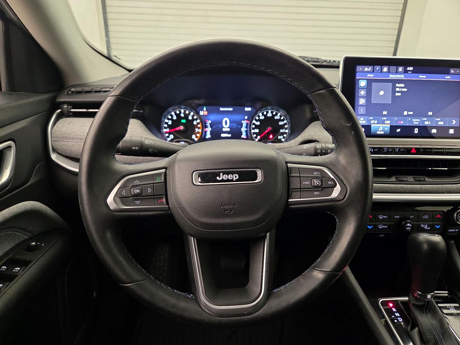 Thumbnail: 2022 Jeep Compass - 10