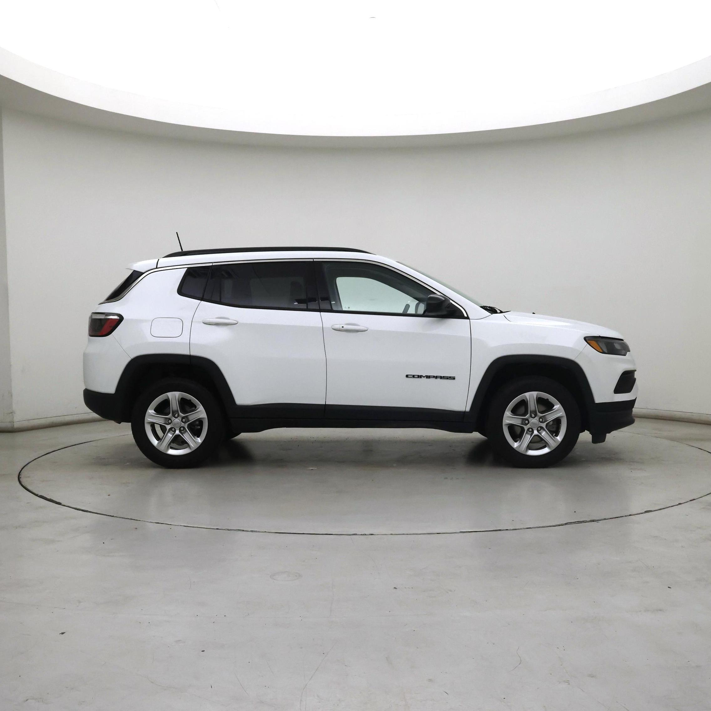 Thumbnail: 2022 Jeep Compass - 7