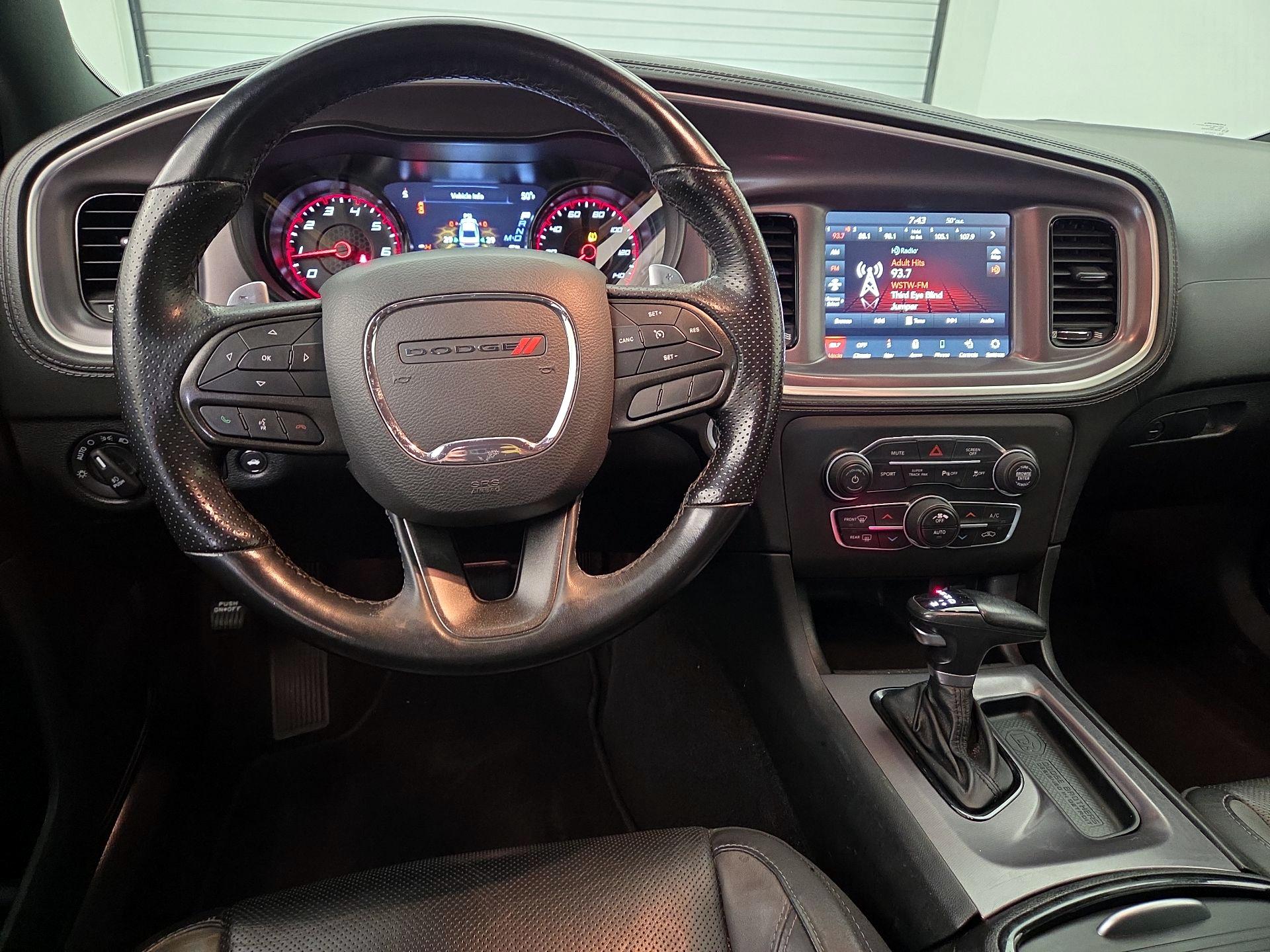 Thumbnail: 2022 Dodge Charger - 10