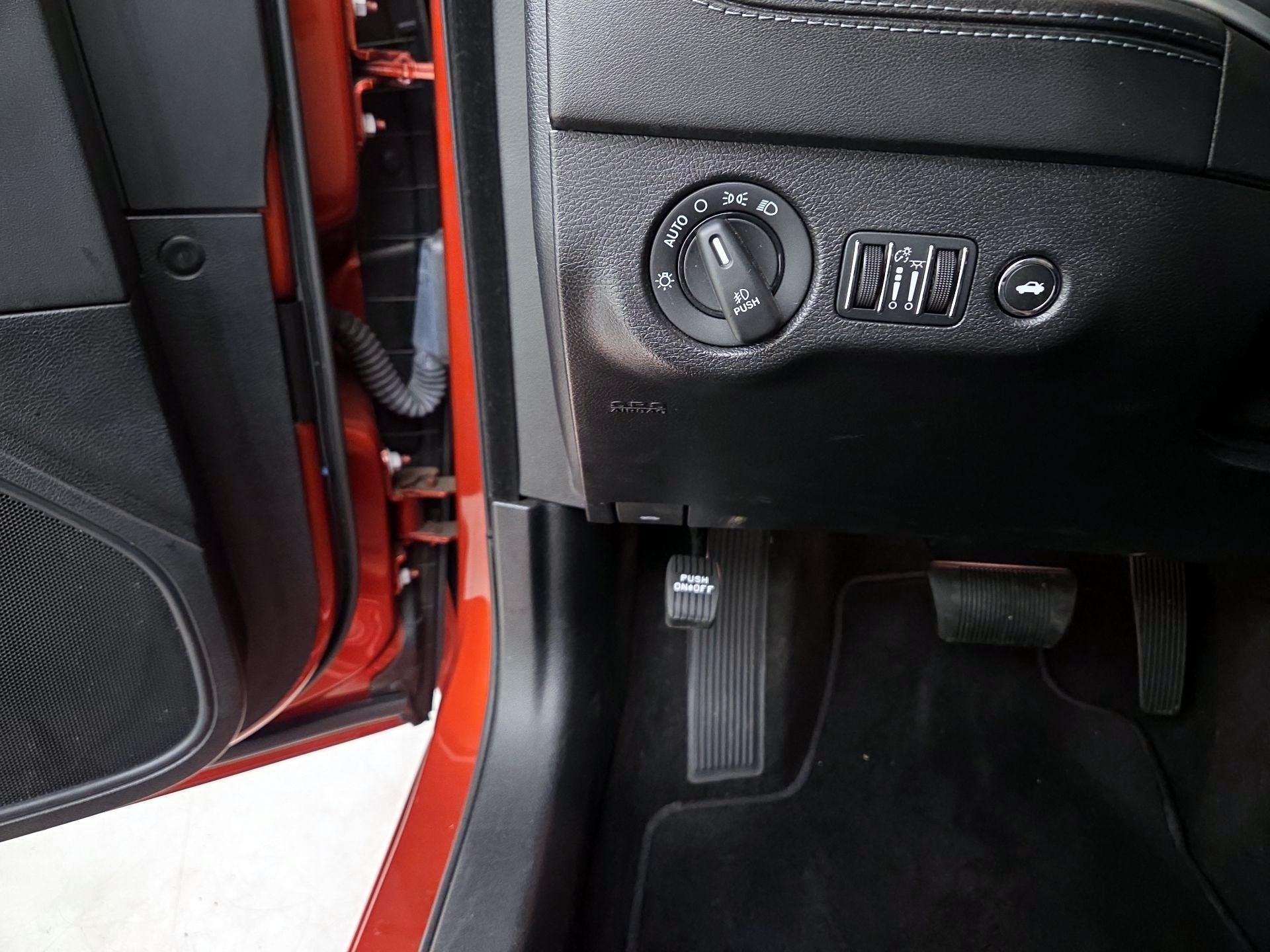 Thumbnail: 2022 Dodge Charger - 13