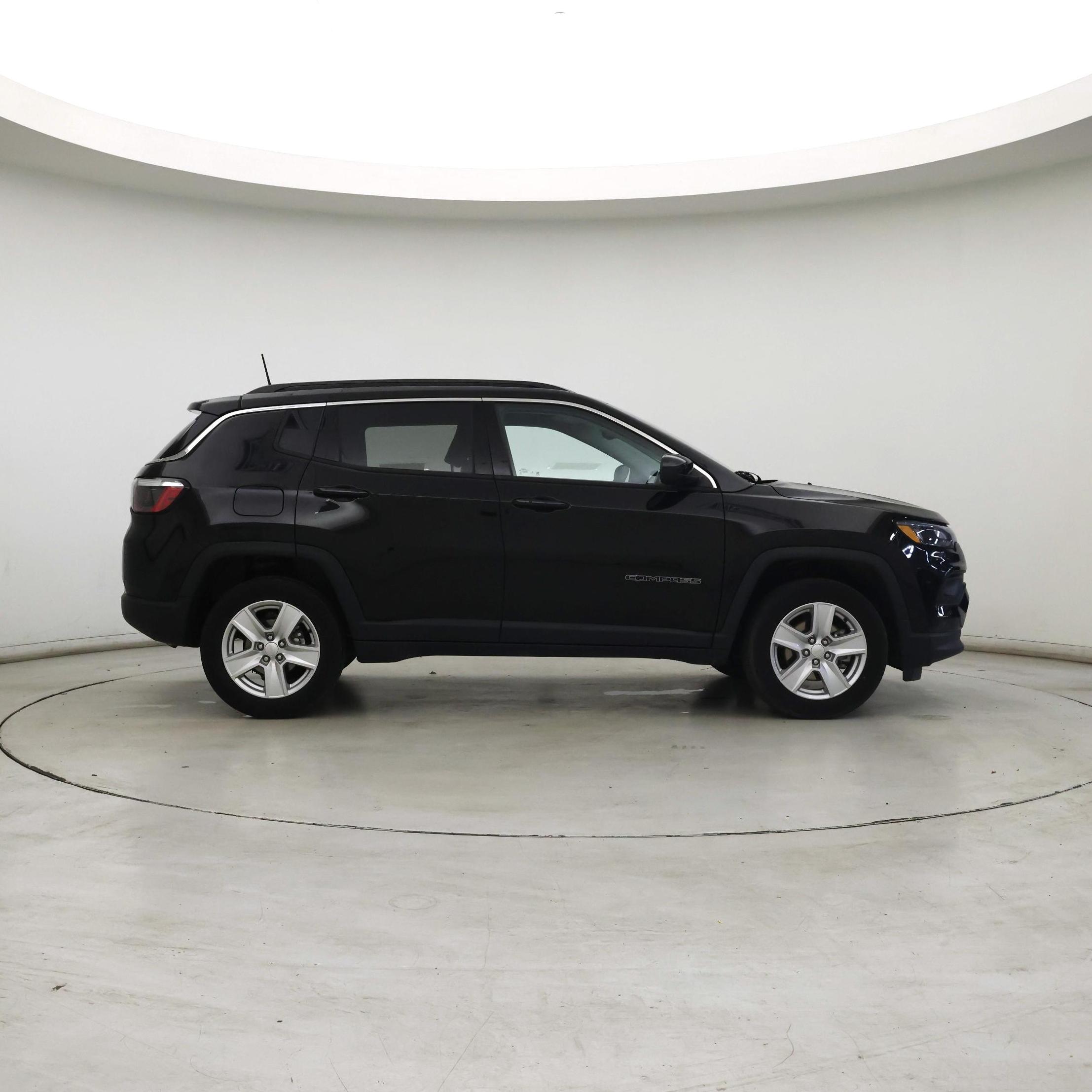Thumbnail: 2022 Jeep Compass - 7