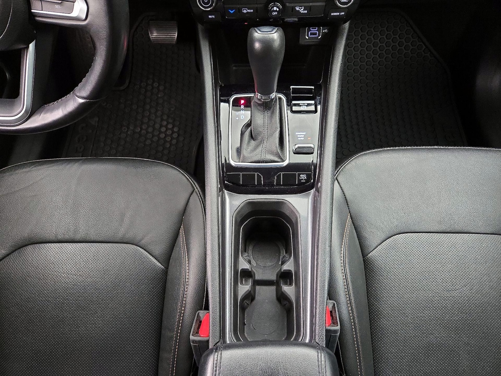 2022 Jeep Compass Latitude Lux - Photo 18