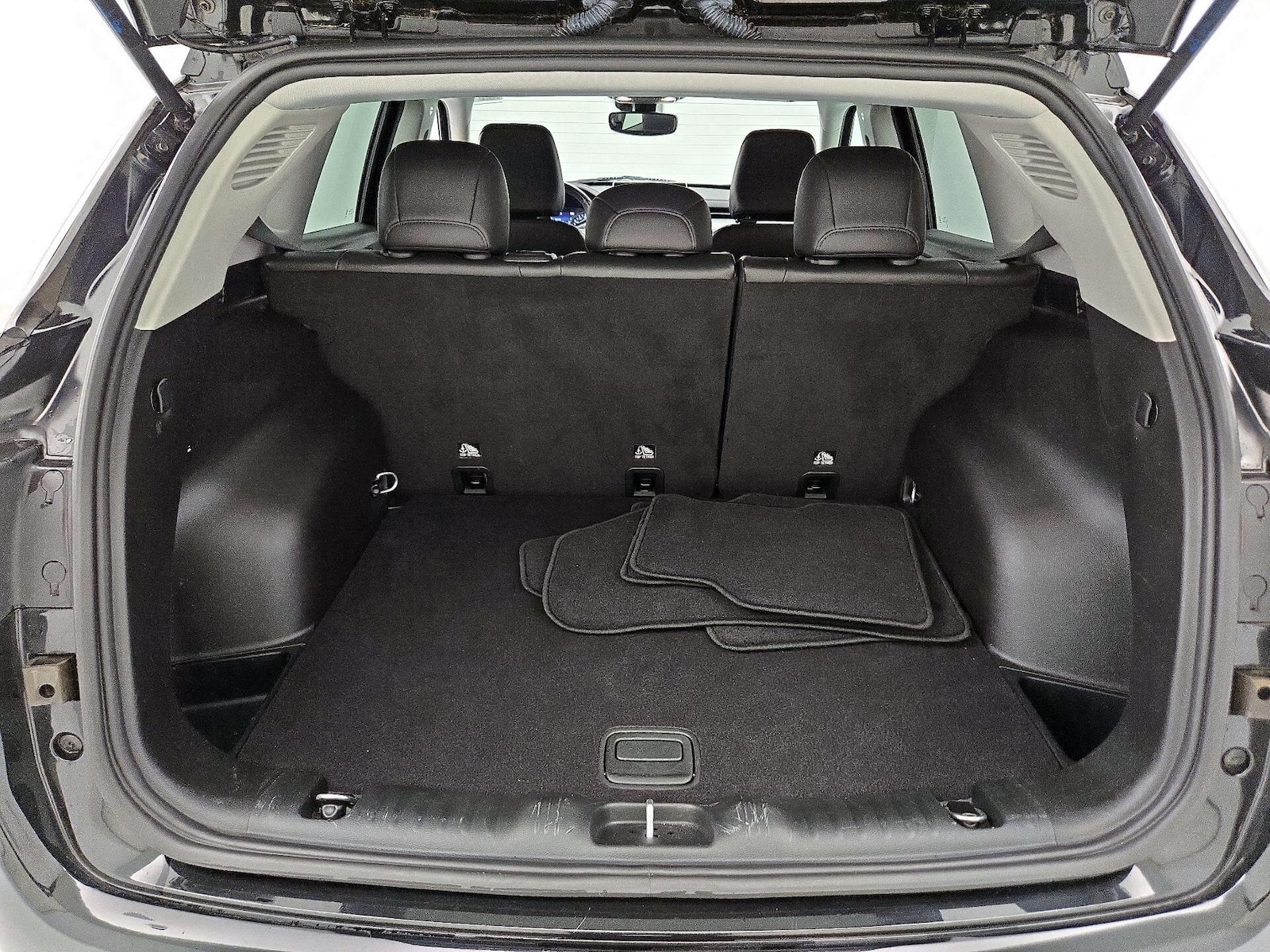 2022 Jeep Compass Latitude Lux - Photo 21