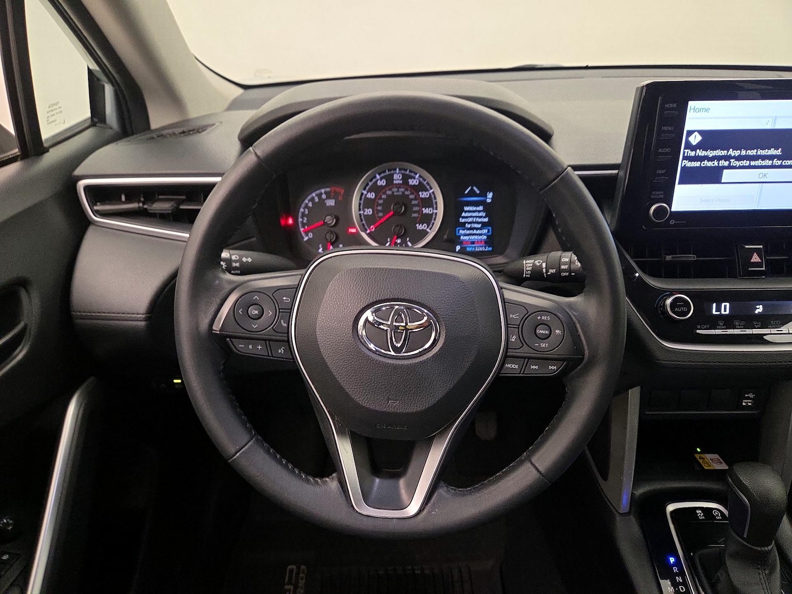 2022 Toyota Corolla Cross LE - Photo 11