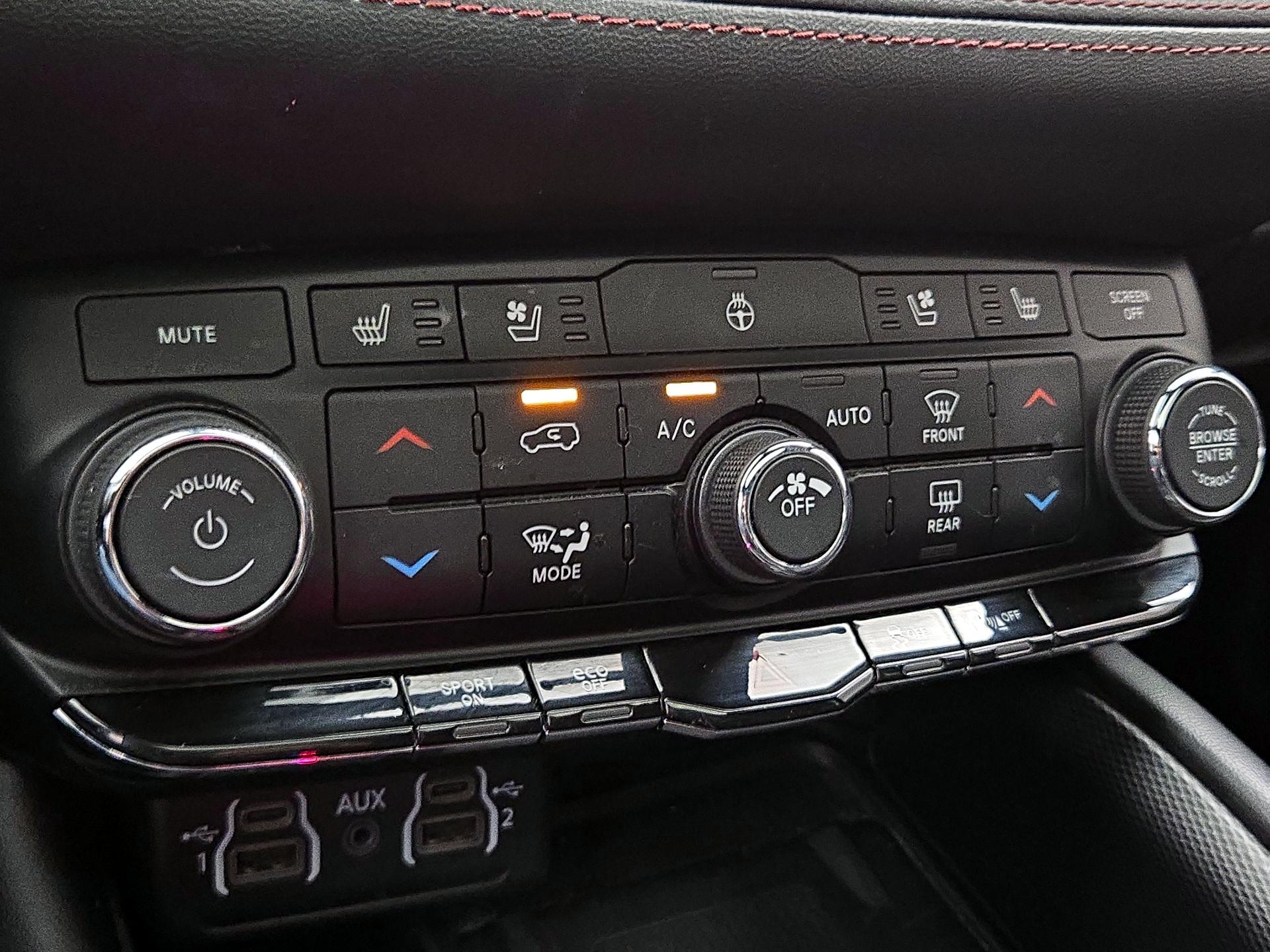 Thumbnail: 2021 Dodge Durango - 17