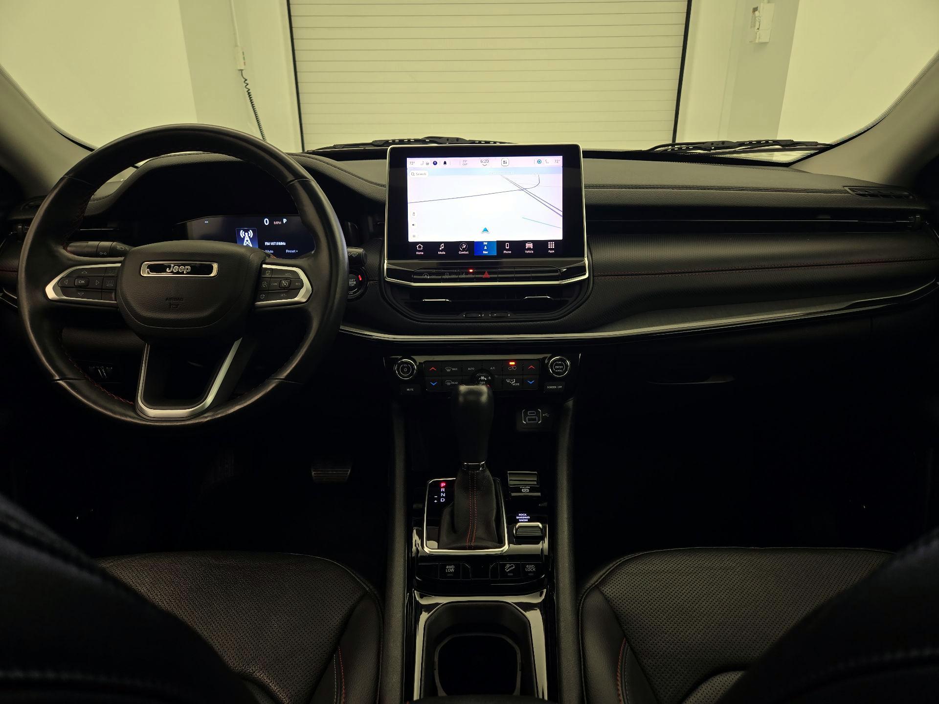 Thumbnail: 2022 Jeep Compass - 9