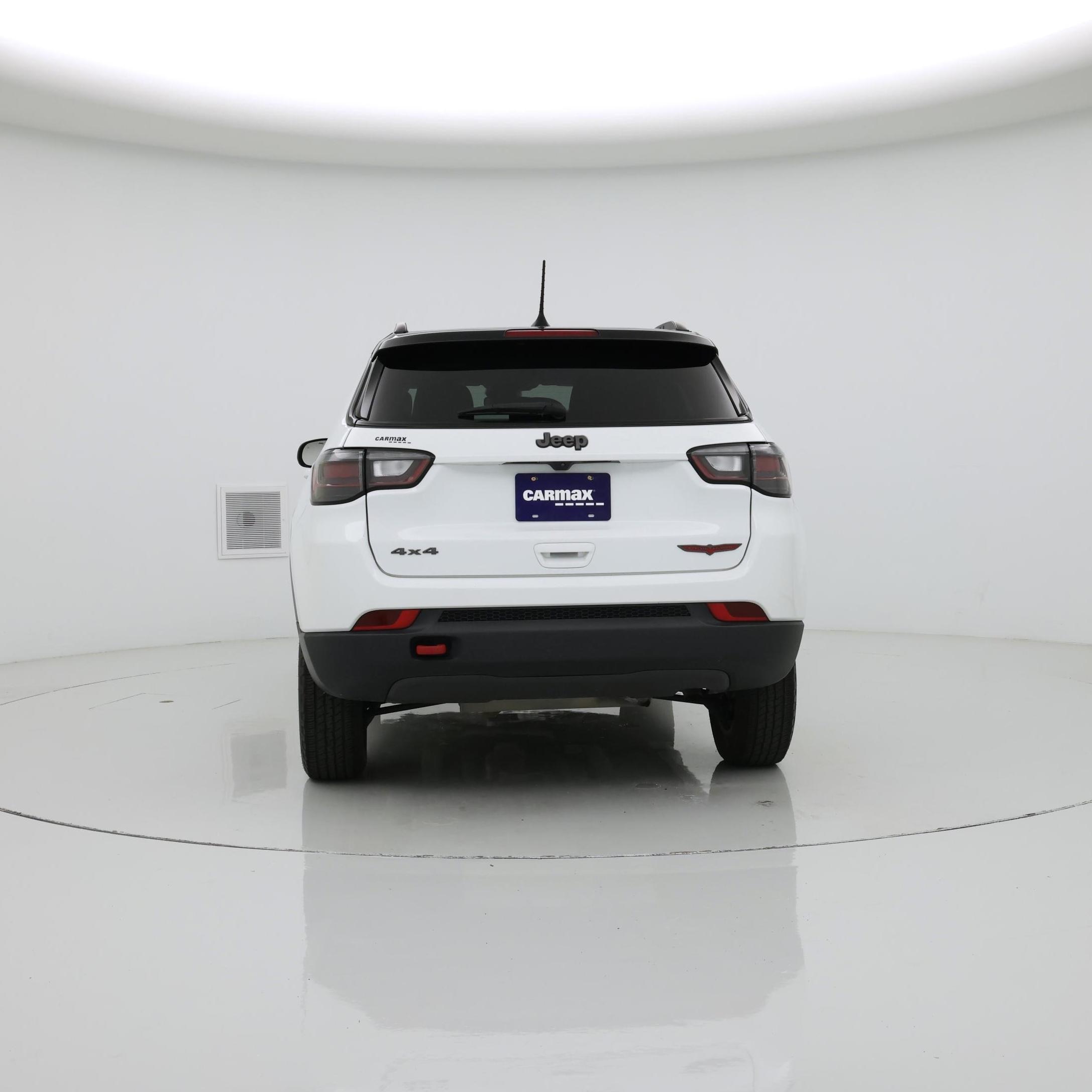 Thumbnail: 2022 Jeep Compass - 6