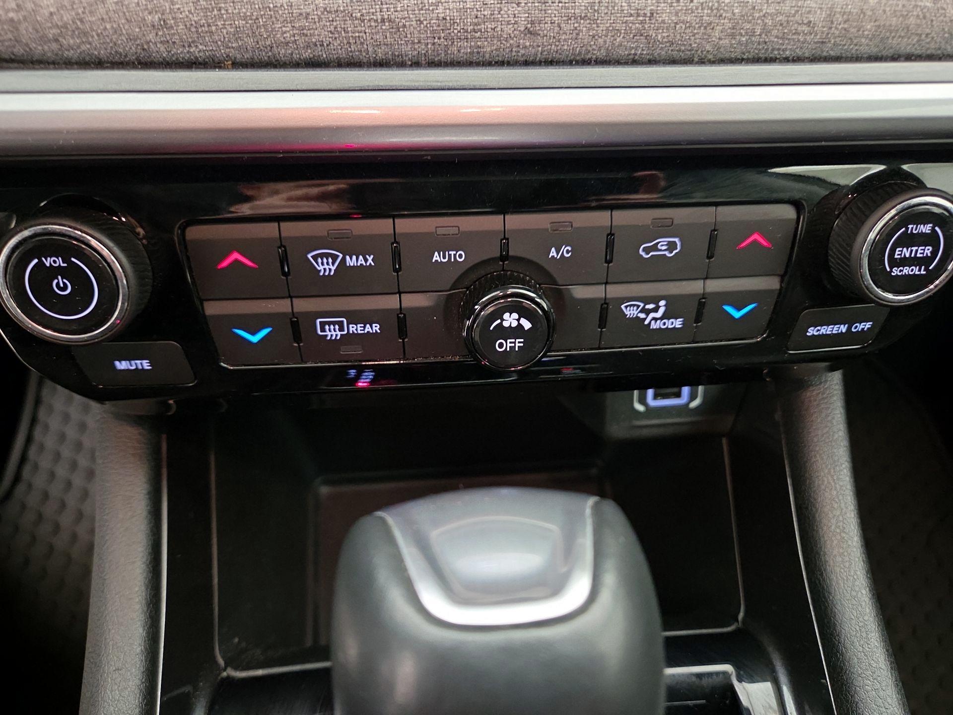 Thumbnail: 2022 Jeep Compass - 15