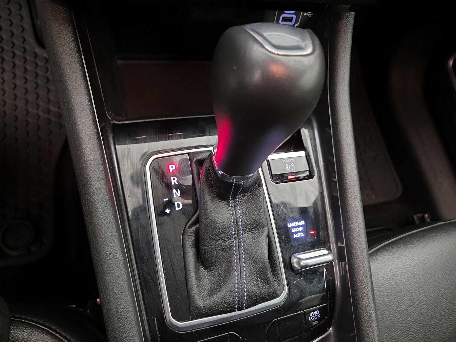 Thumbnail: 2022 Jeep Compass - 16