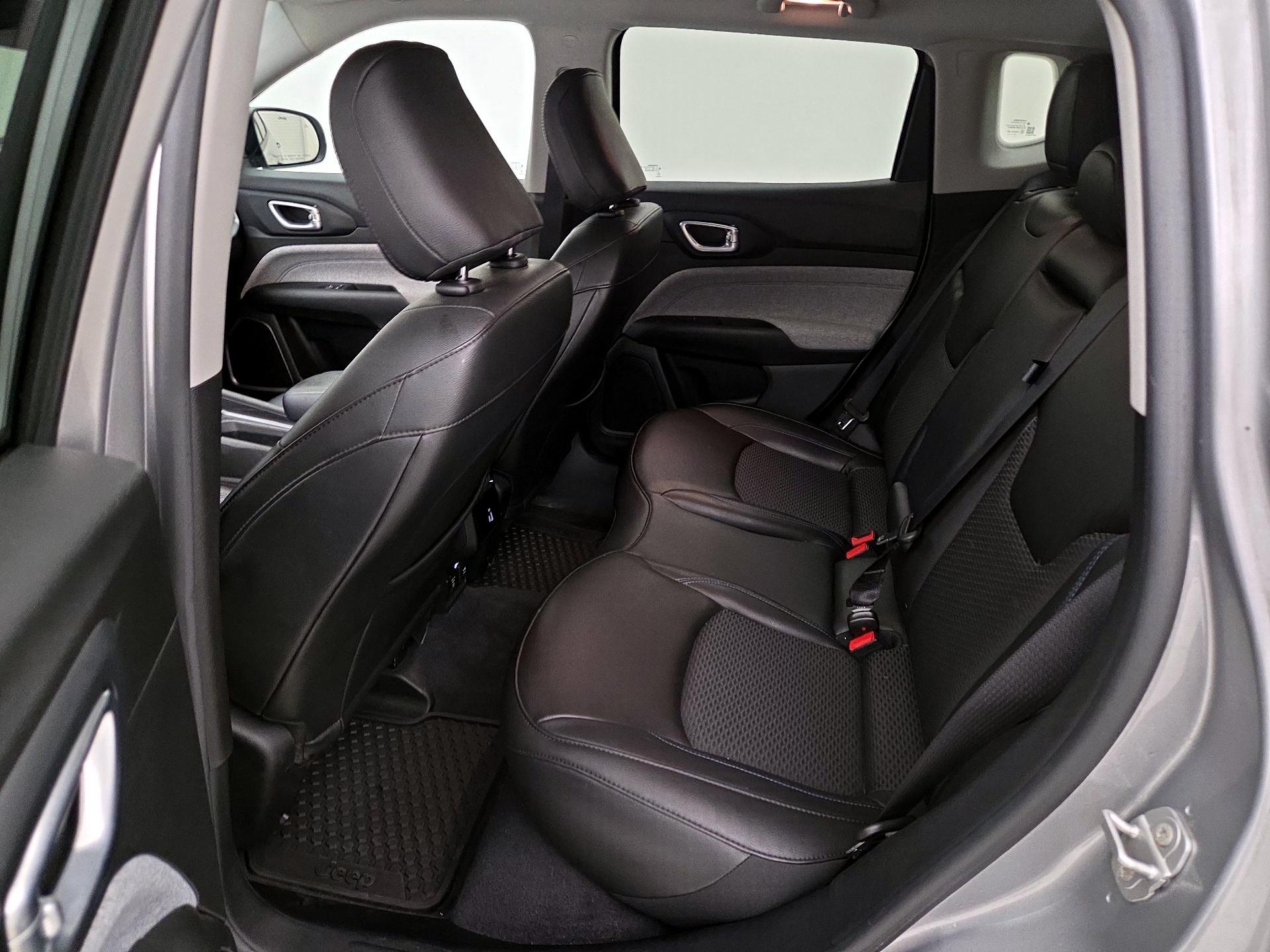 Thumbnail: 2022 Jeep Compass - 18