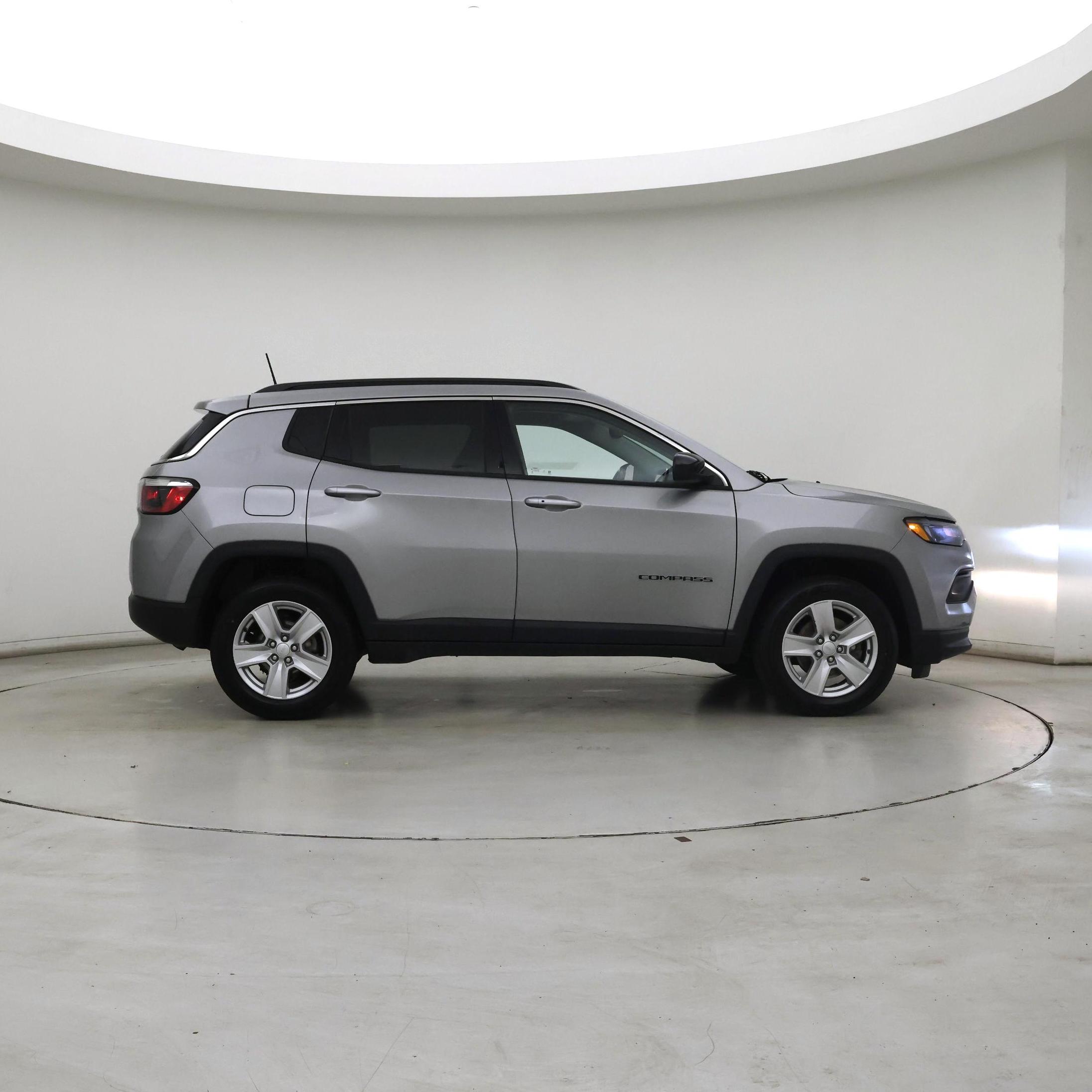 Thumbnail: 2022 Jeep Compass - 7