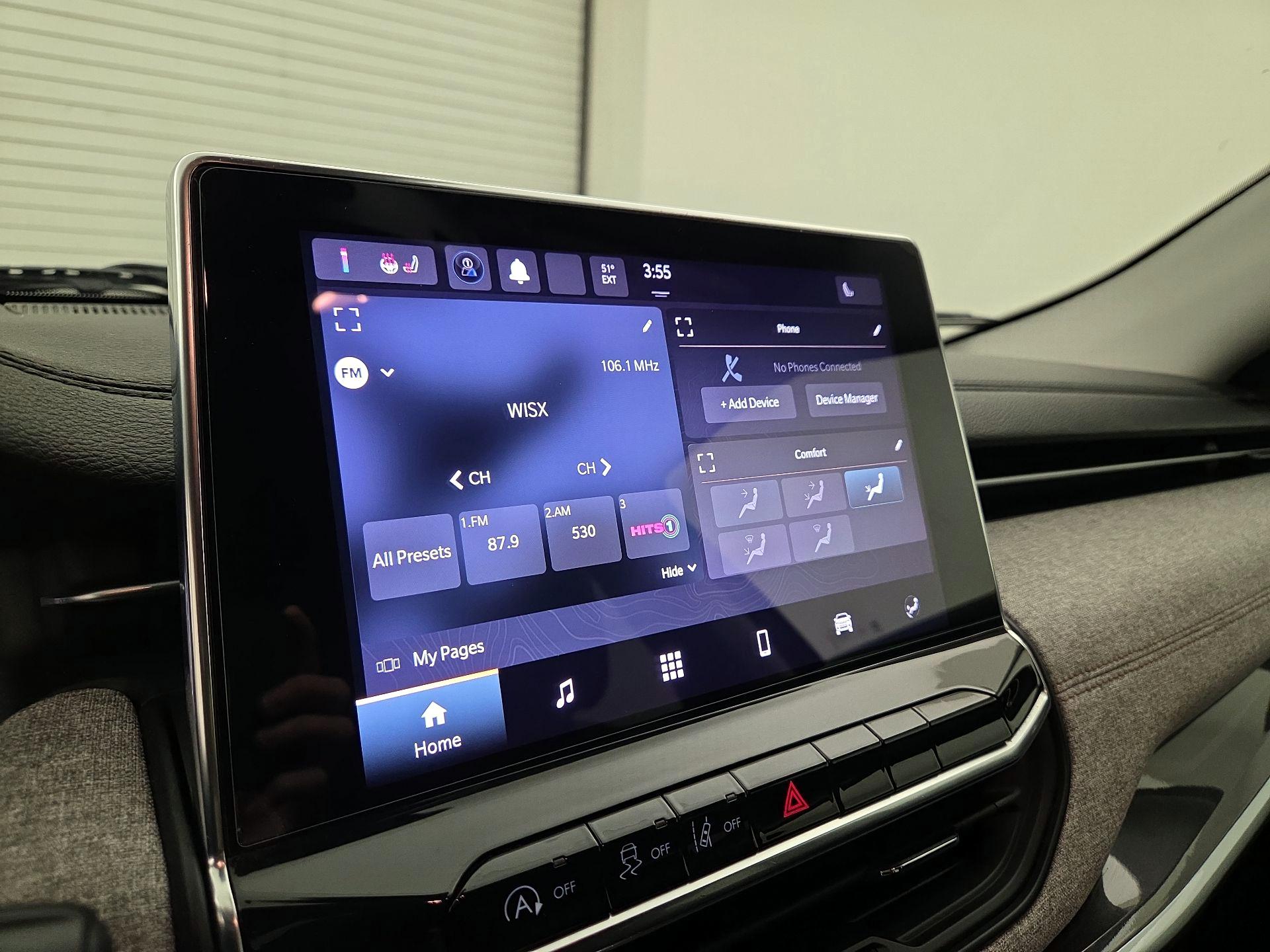 Thumbnail: 2022 Jeep Compass - 14