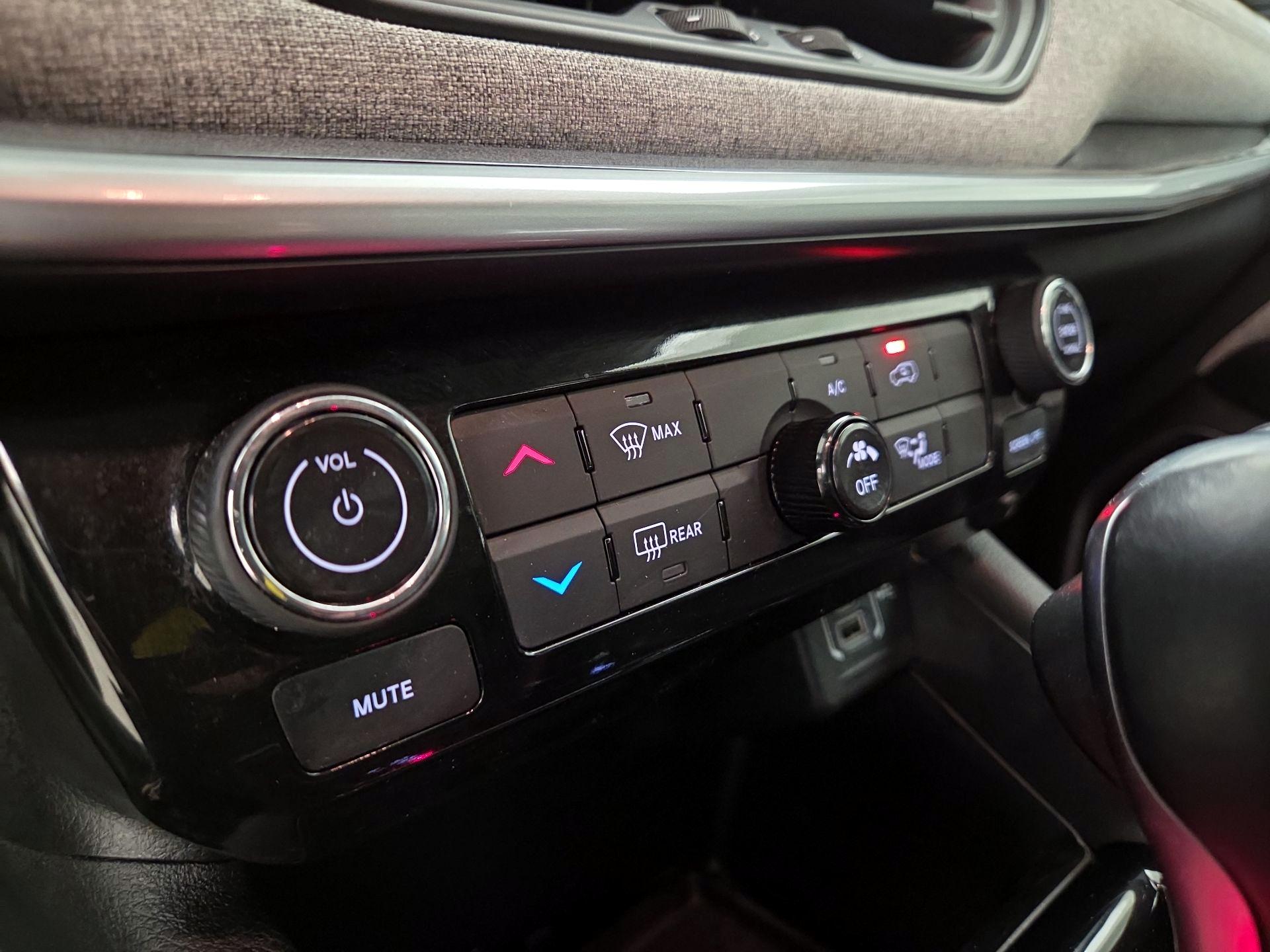 Thumbnail: 2022 Jeep Compass - 15