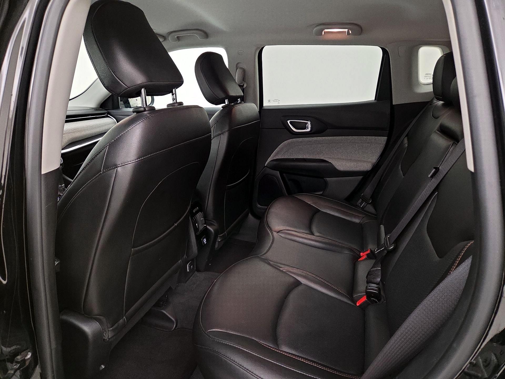 Thumbnail: 2022 Jeep Compass - 18