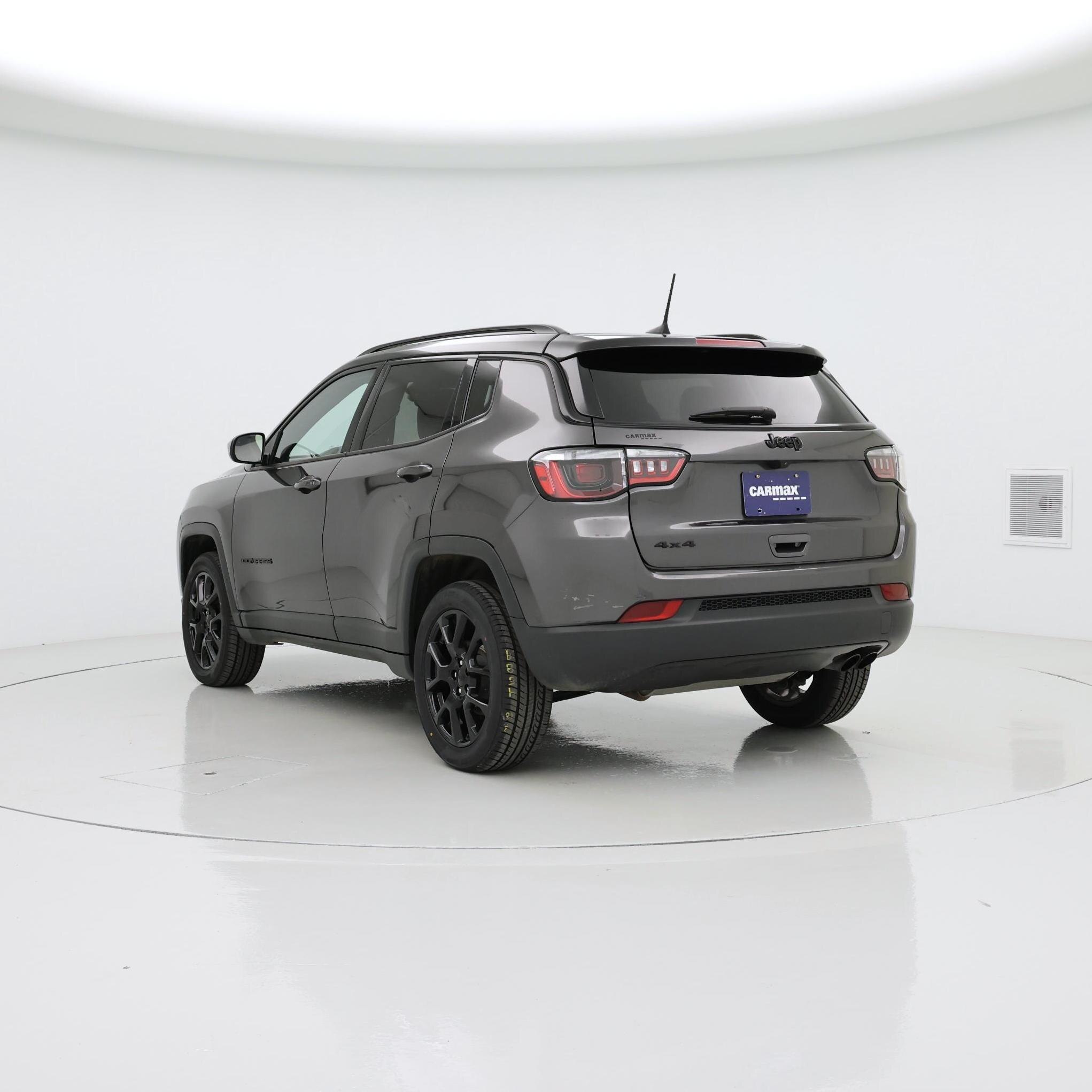 Thumbnail: 2022 Jeep Compass - 2