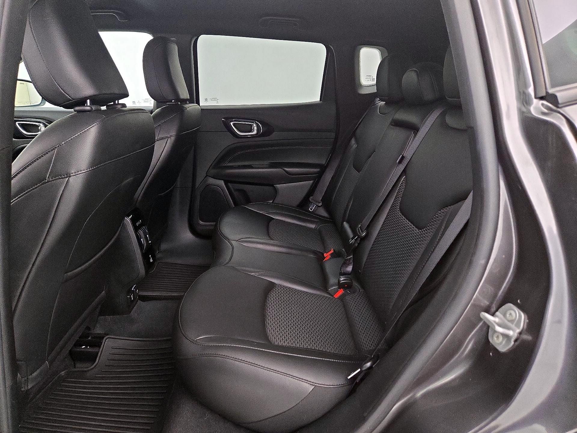 Thumbnail: 2022 Jeep Compass - 19