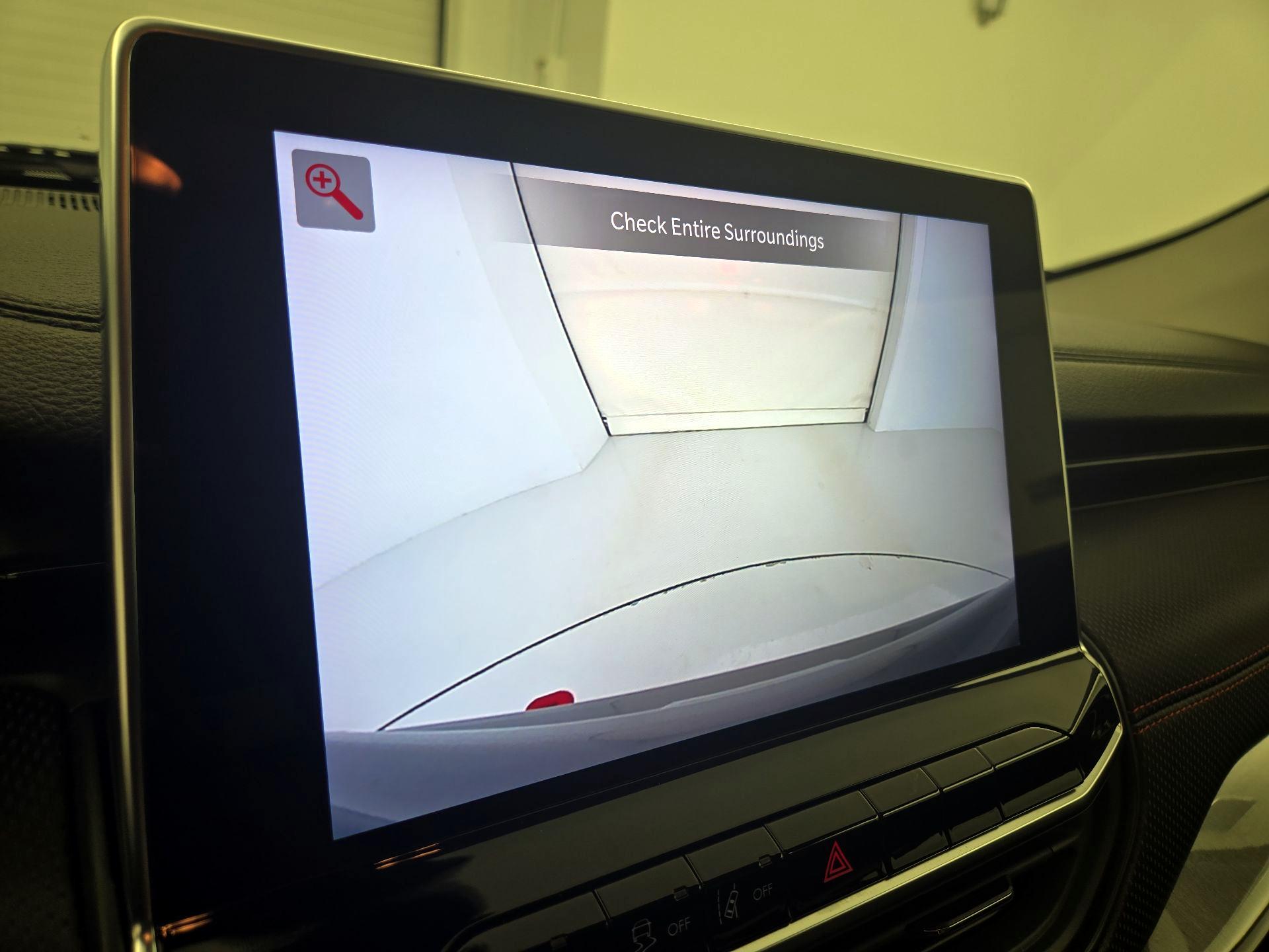 Thumbnail: 2022 Jeep Compass - 15