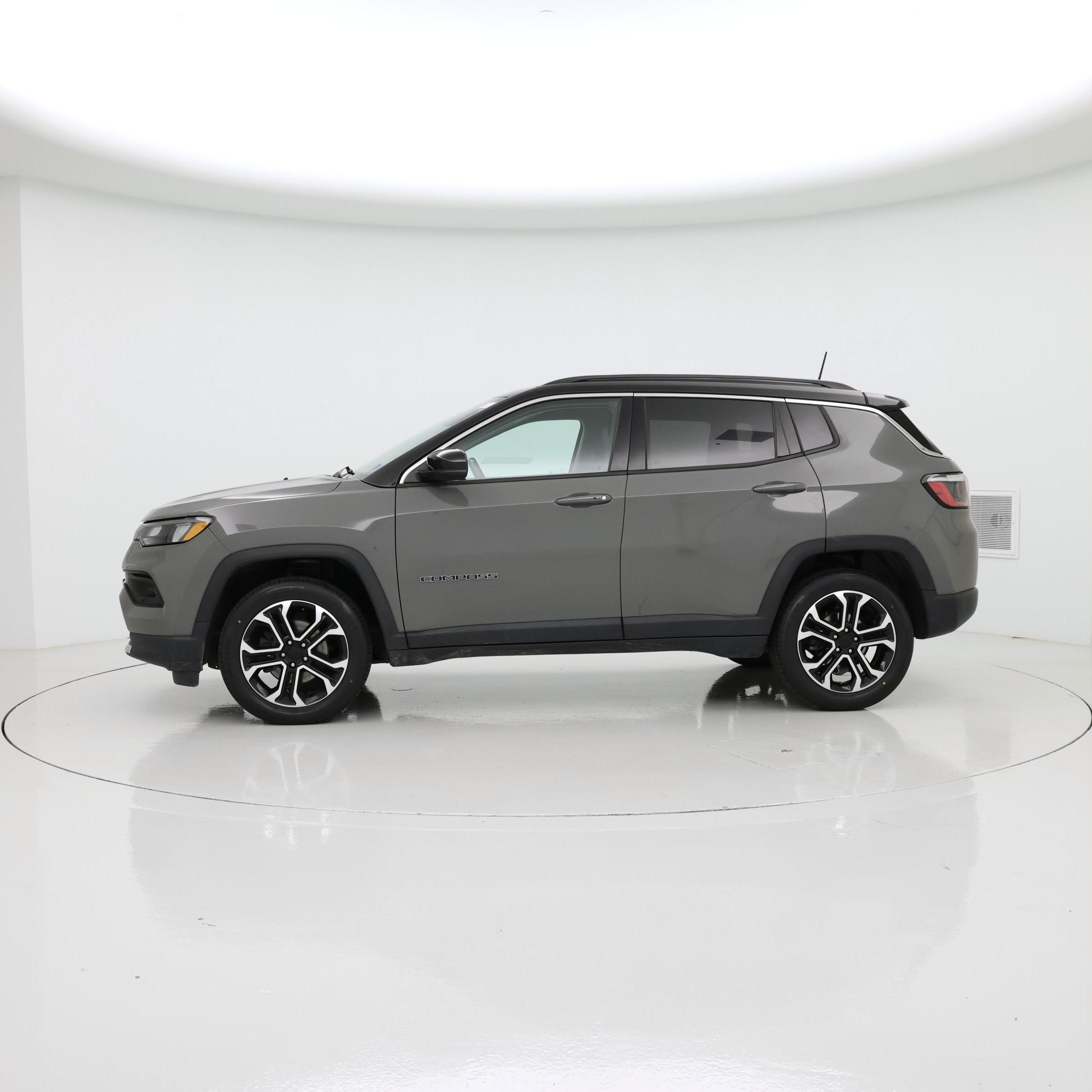 Thumbnail: 2022 Jeep Compass - 3