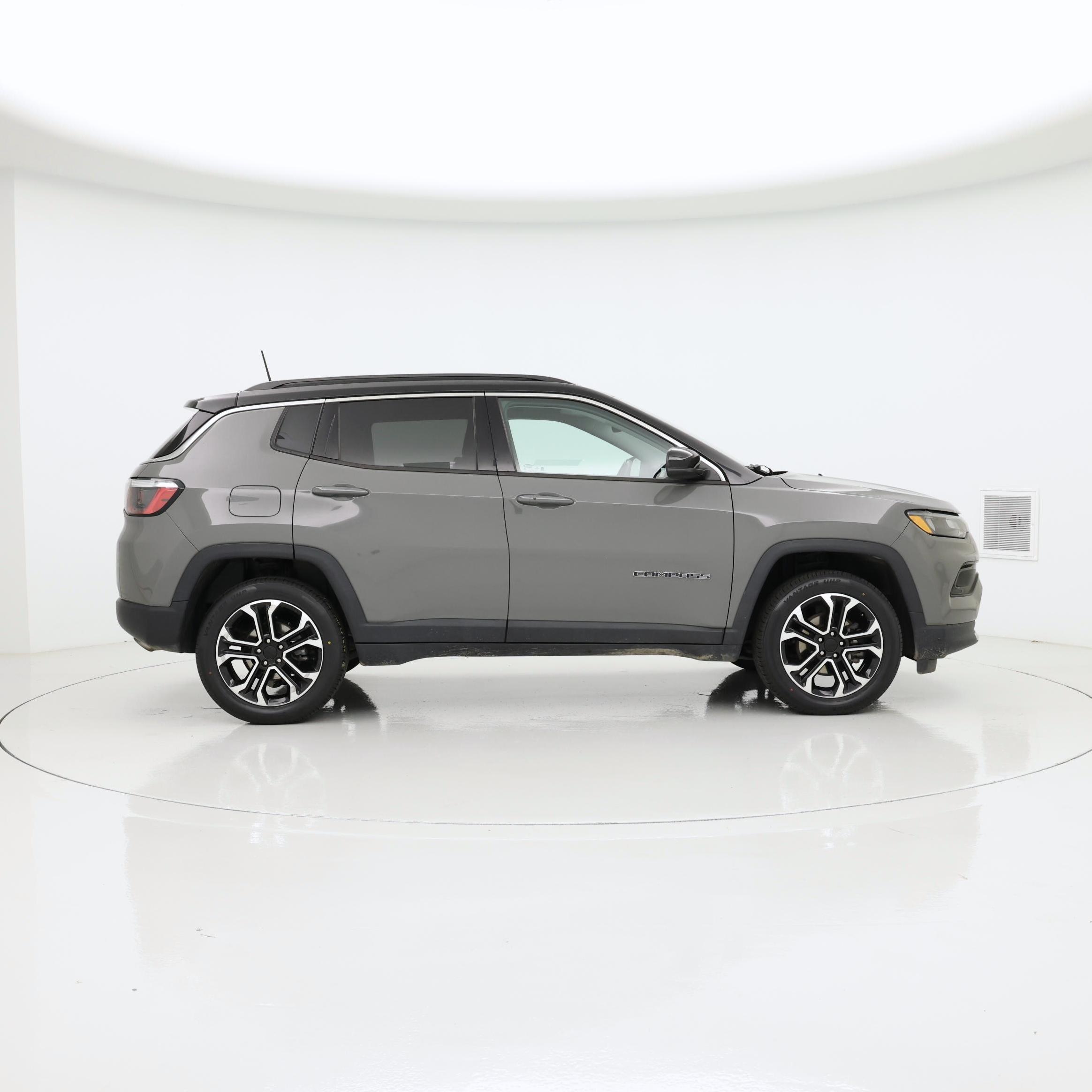 Thumbnail: 2022 Jeep Compass - 7