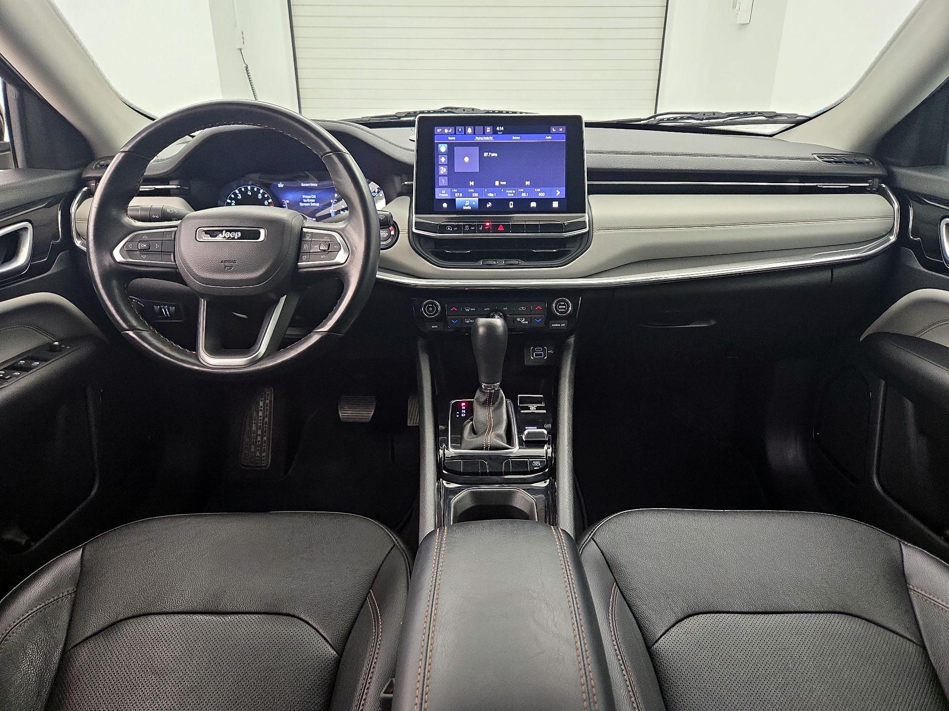 Thumbnail: 2022 Jeep Compass - 9