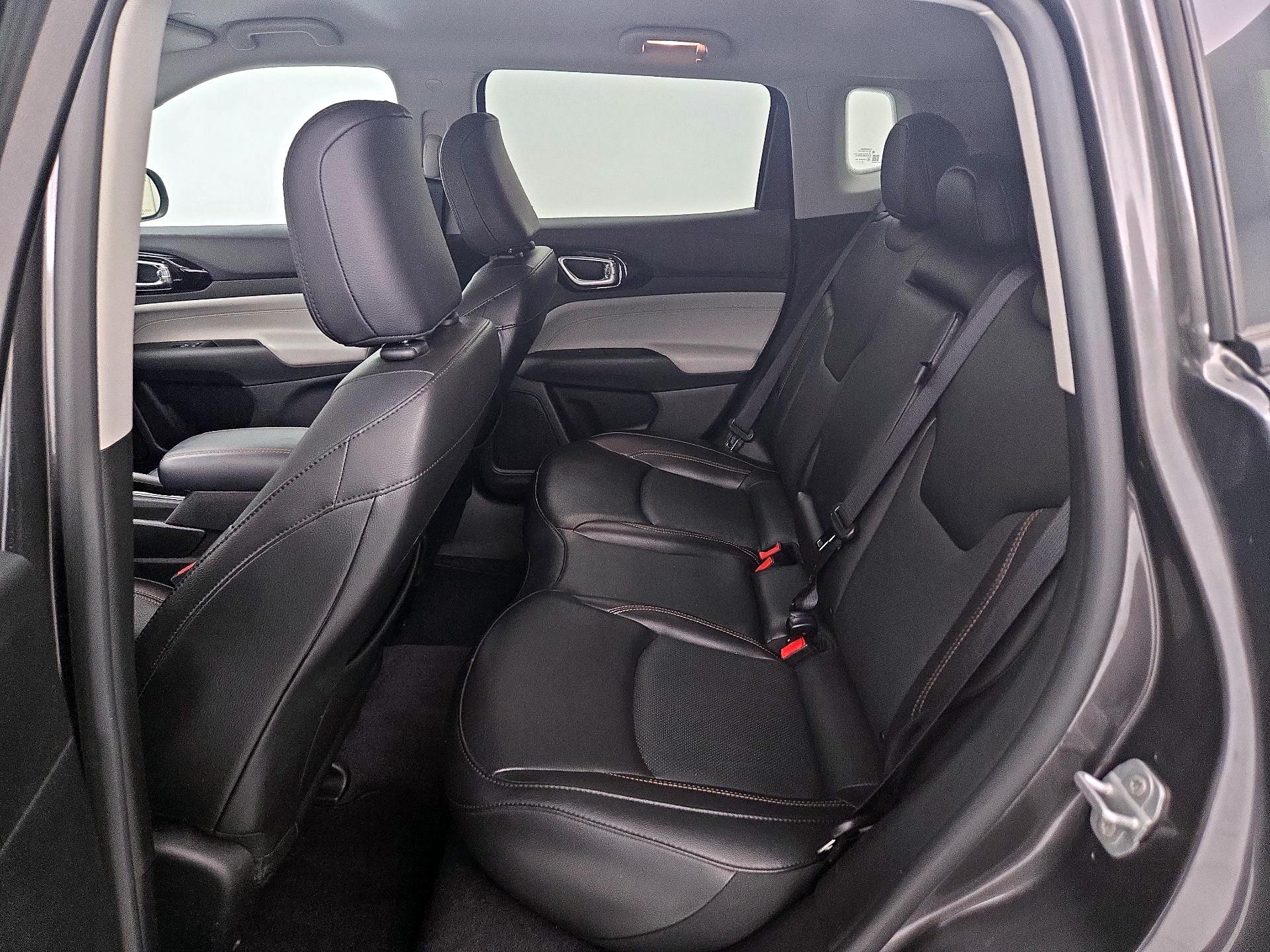 Thumbnail: 2022 Jeep Compass - 19