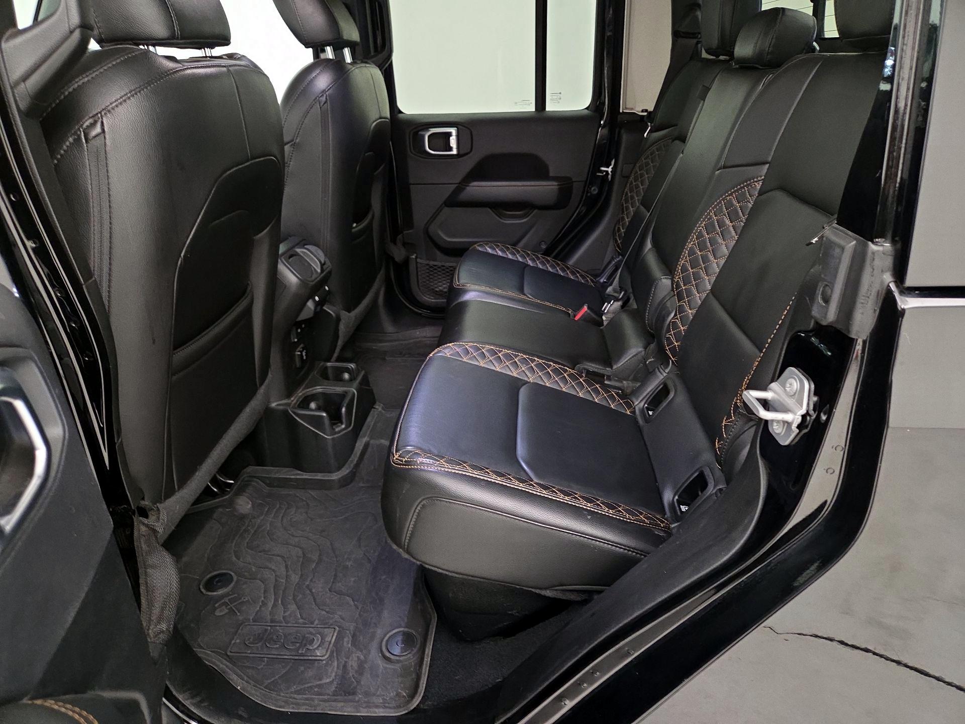 Thumbnail: 2022 Jeep Gladiator - 19