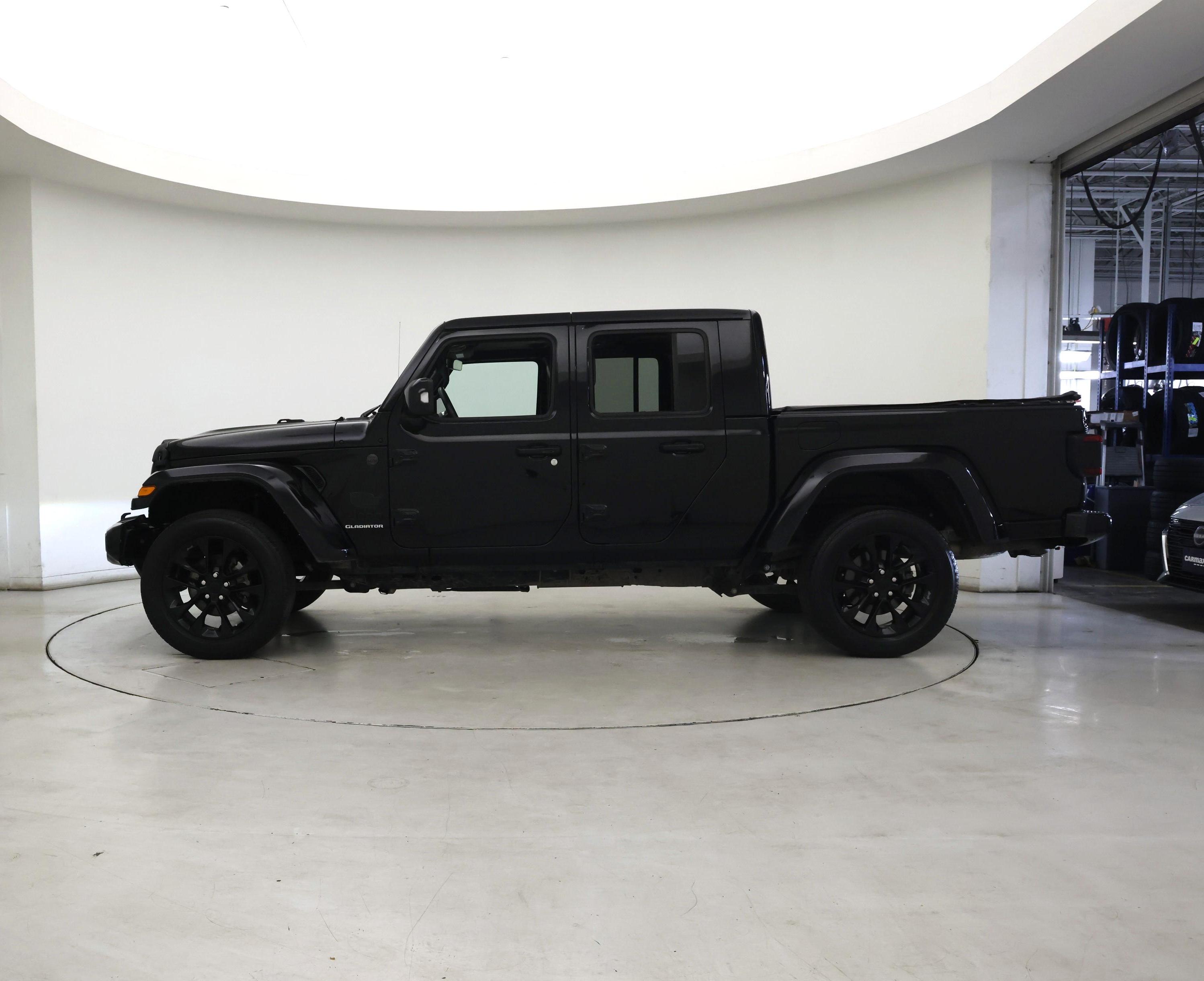 Thumbnail: 2022 Jeep Gladiator - 3