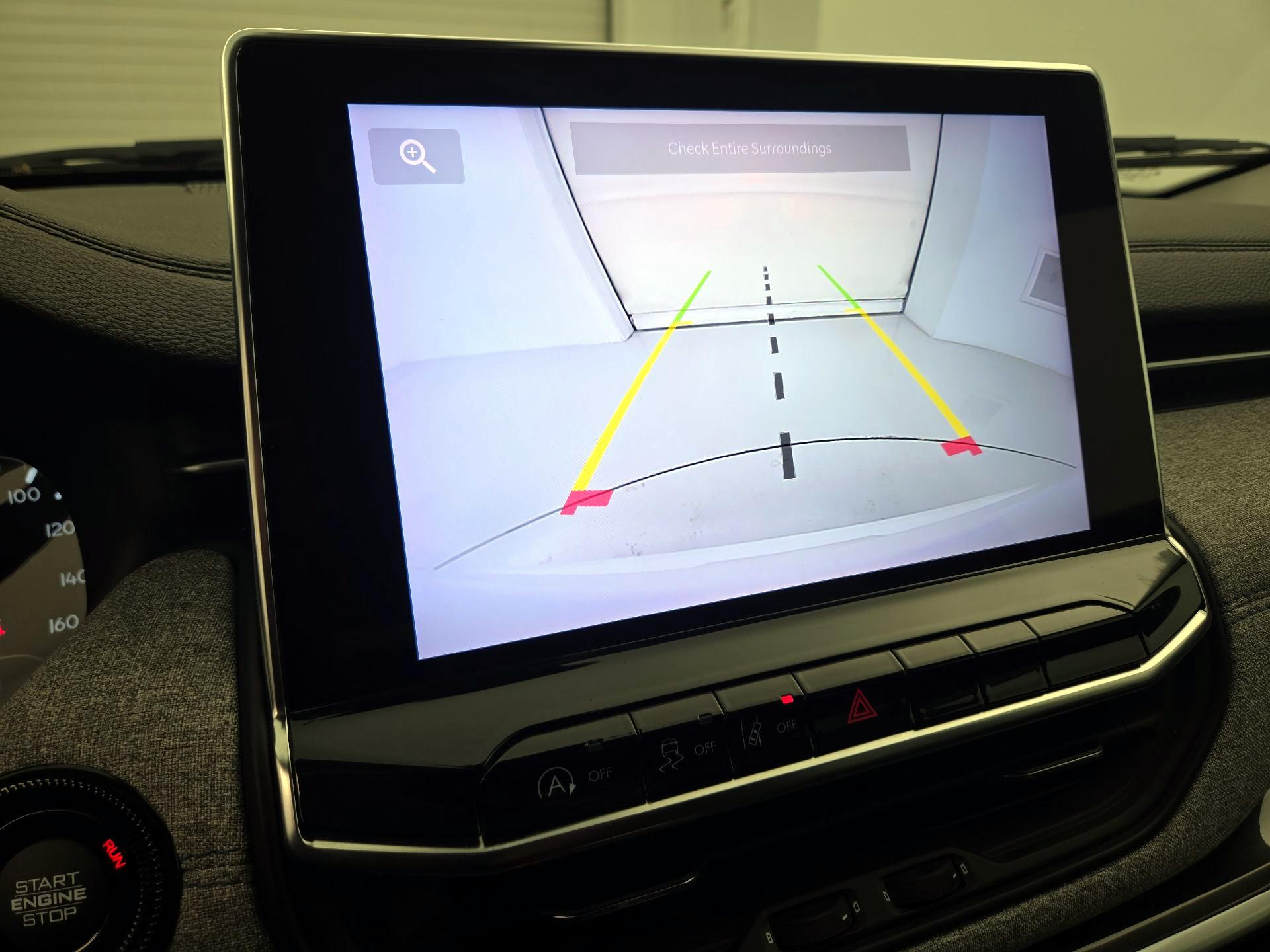 Thumbnail: 2022 Jeep Compass - 14