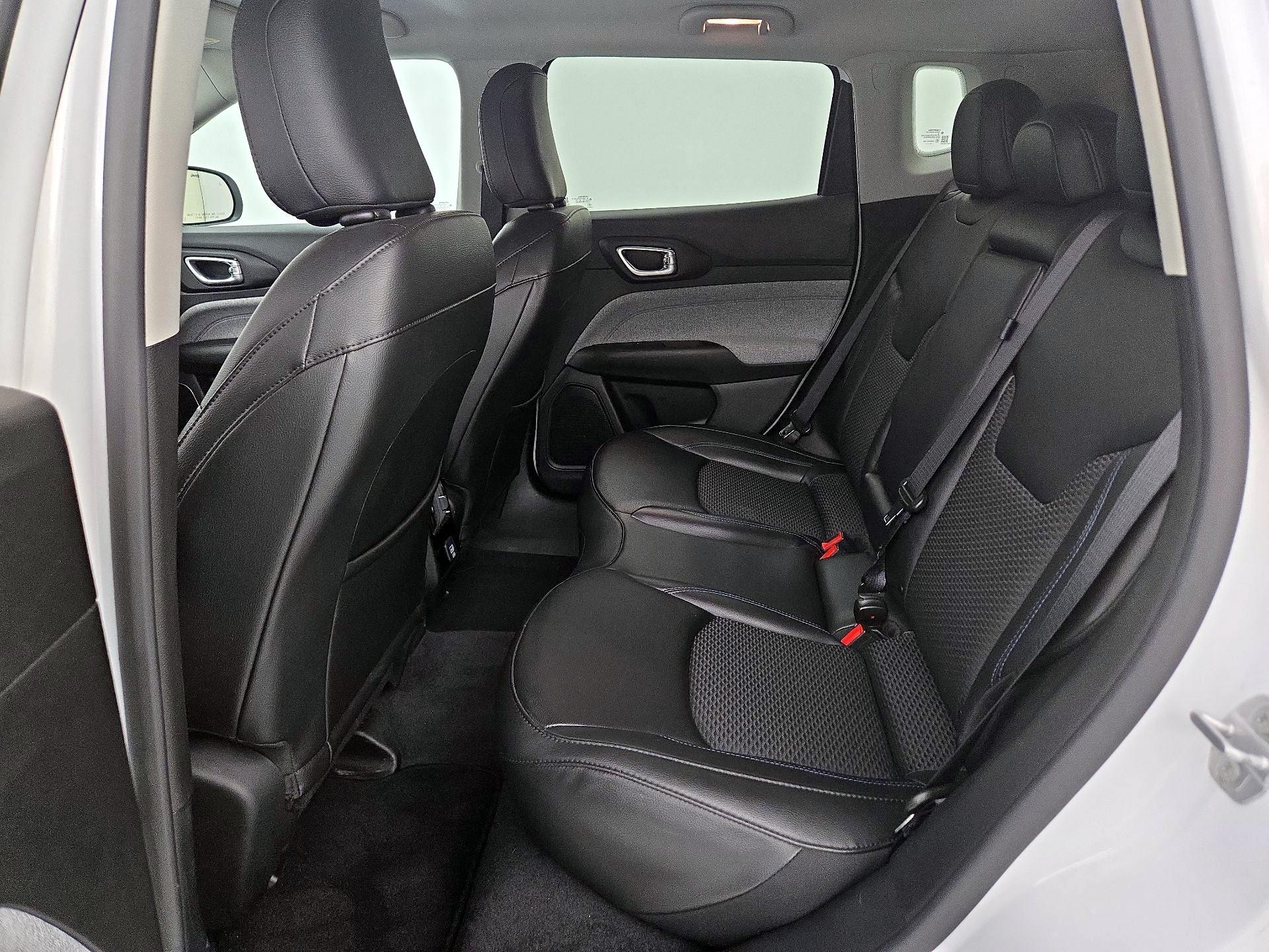 Thumbnail: 2022 Jeep Compass - 19