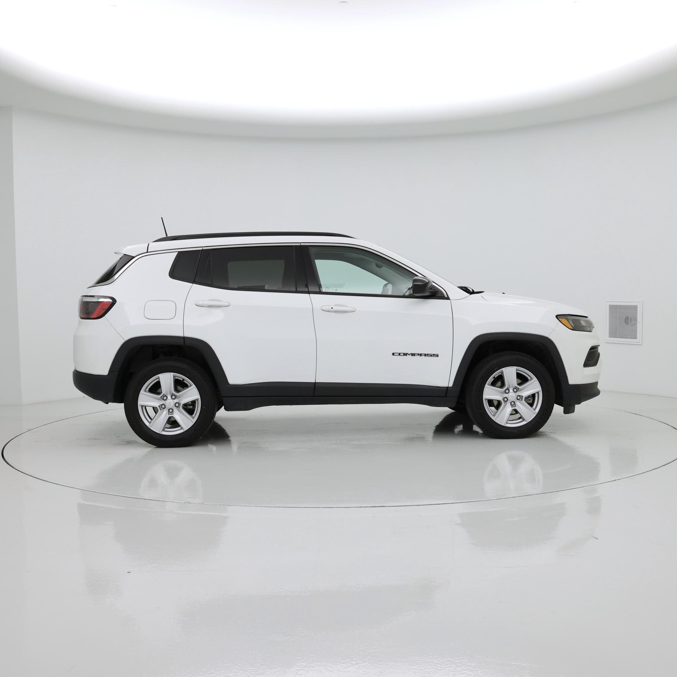 Thumbnail: 2022 Jeep Compass - 7