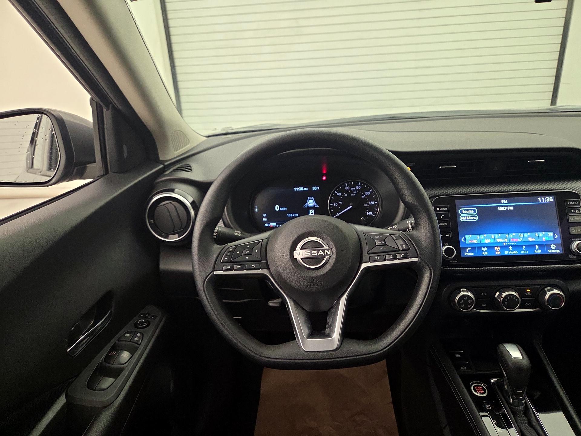 Thumbnail: 2023 Nissan Kicks - 10