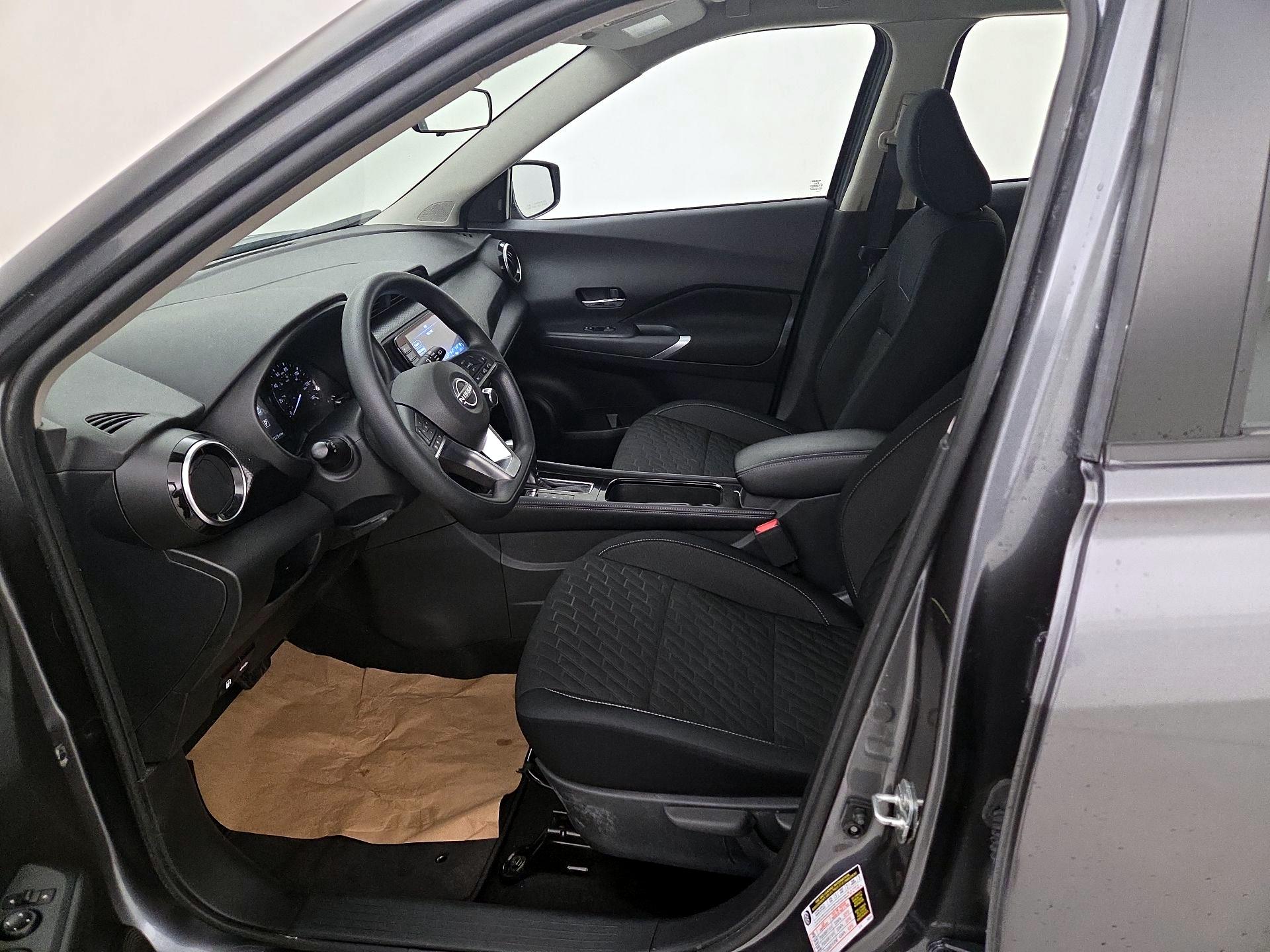 Thumbnail: 2023 Nissan Kicks - 11