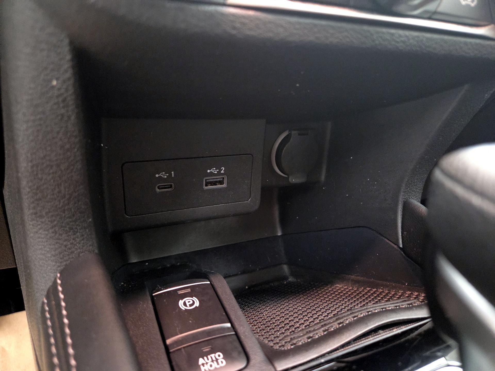 Thumbnail: 2023 Nissan Kicks - 17