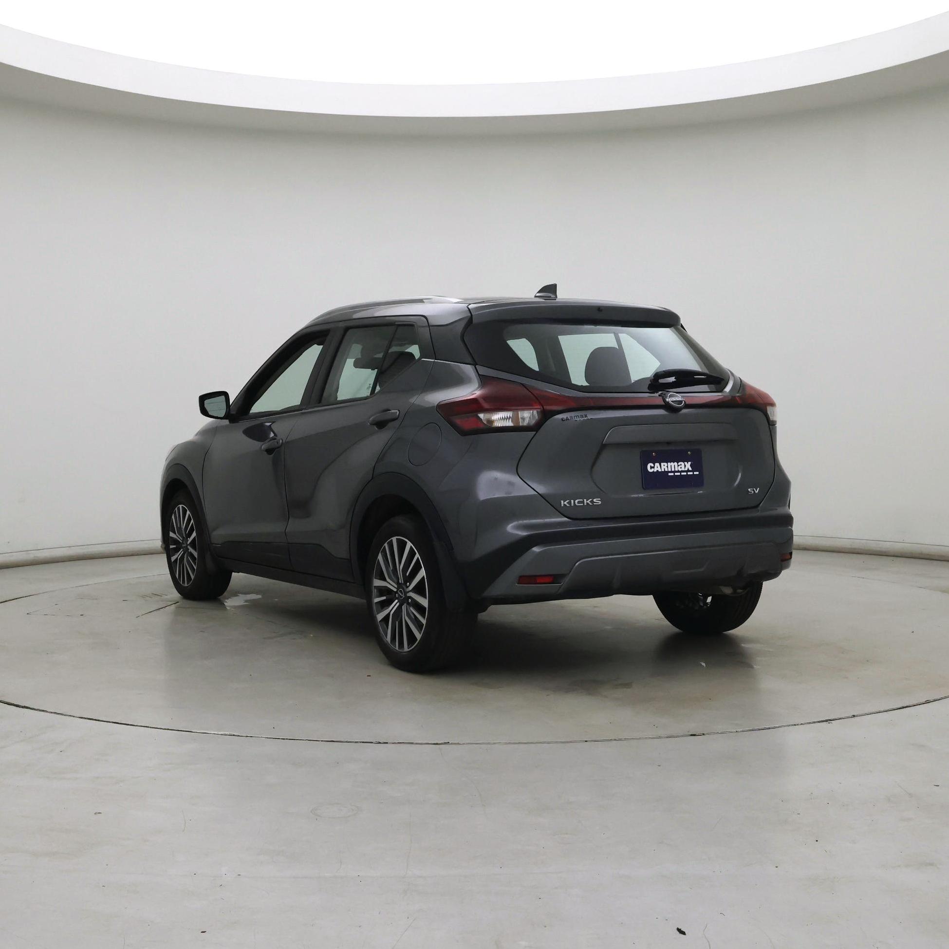 Thumbnail: 2023 Nissan Kicks - 2