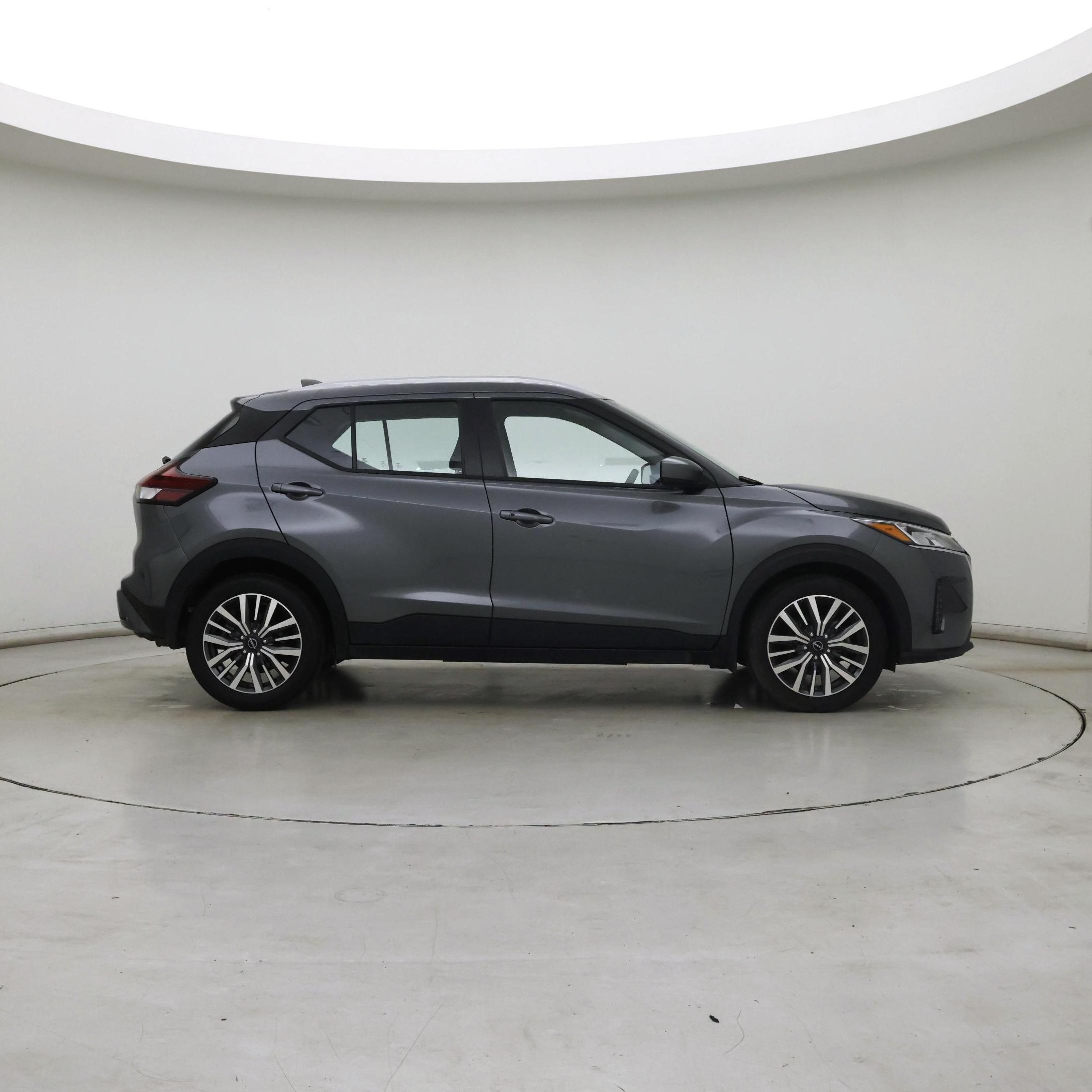 Thumbnail: 2023 Nissan Kicks - 7