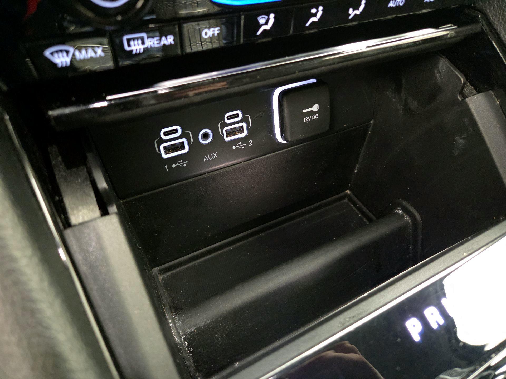 Thumbnail: 2023 Jeep Grand Cherokee - 18